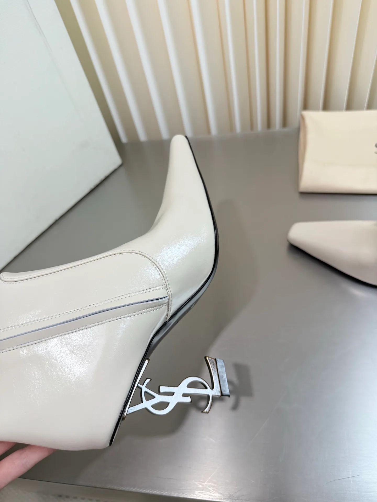 Сапоги Женские Saint Laurent 18083328