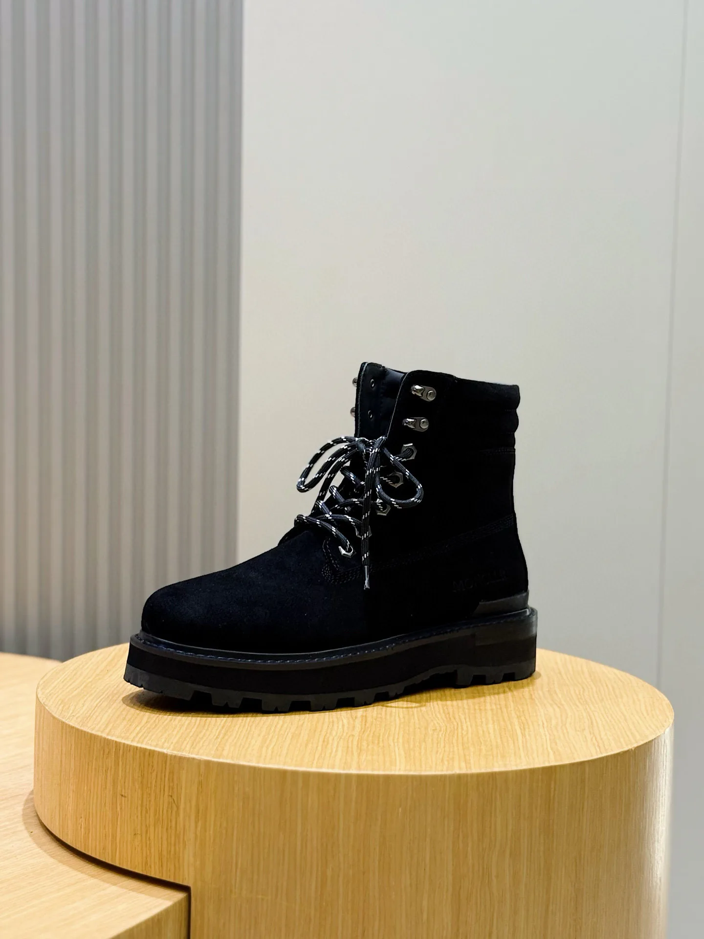 Ботинки Мужские Moncler 18880148