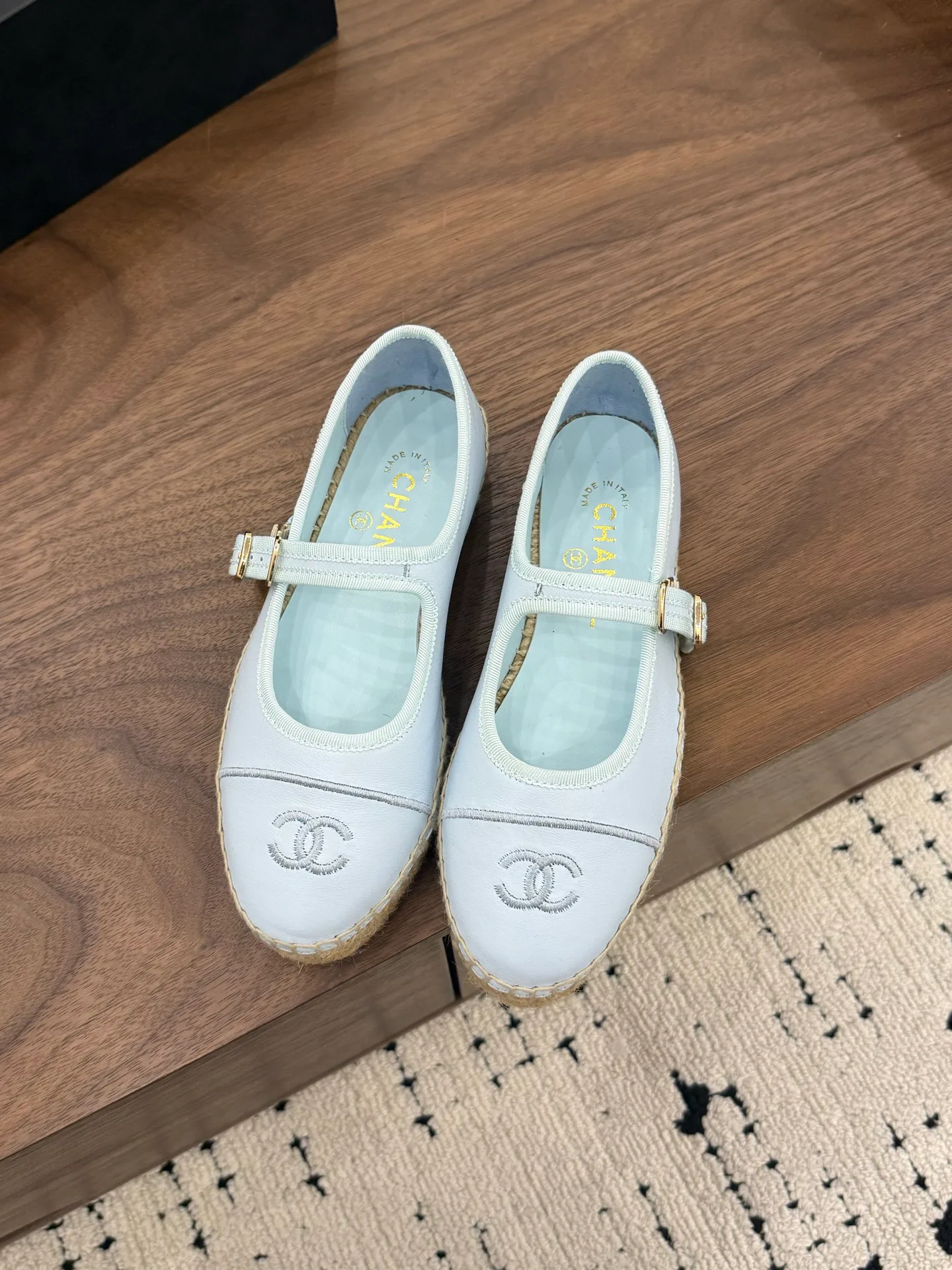 Туфли Женские Chanel 17524749