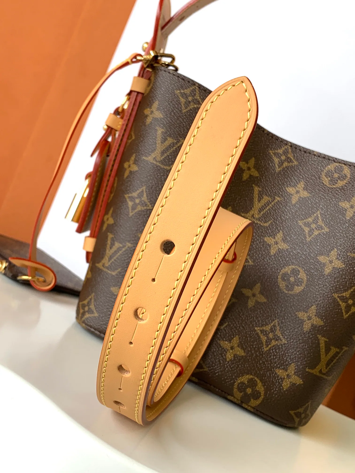 Классические Сумки Женские Louis Vuitton 49200