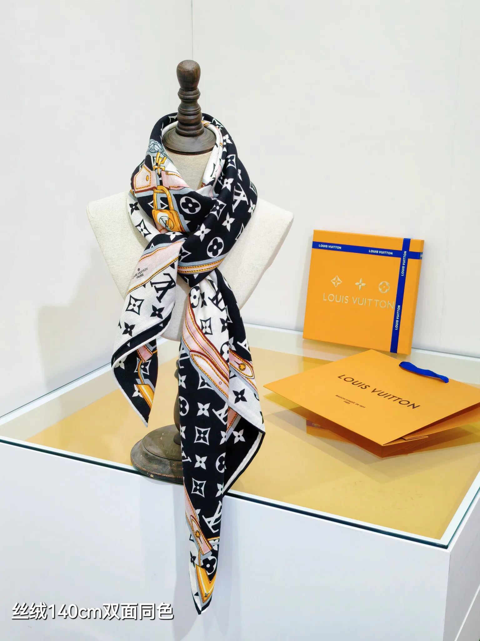 Платки Louis Vuitton 17991874