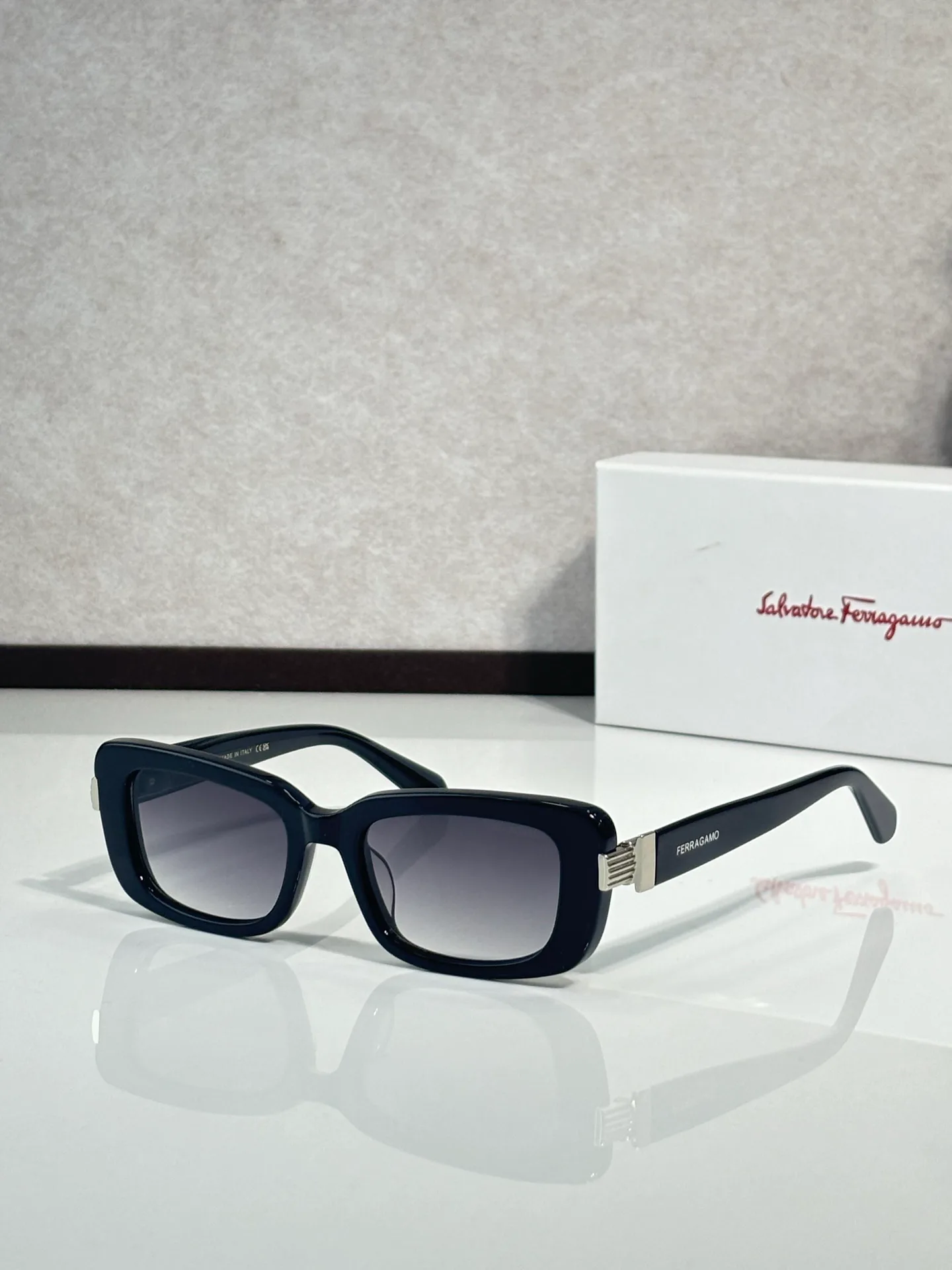 Очки Salvatore Ferragamo 378792