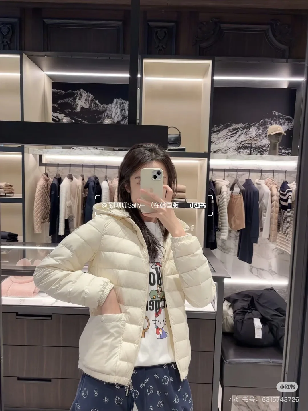 Куртки И Пуховики Женские Moncler 18486584