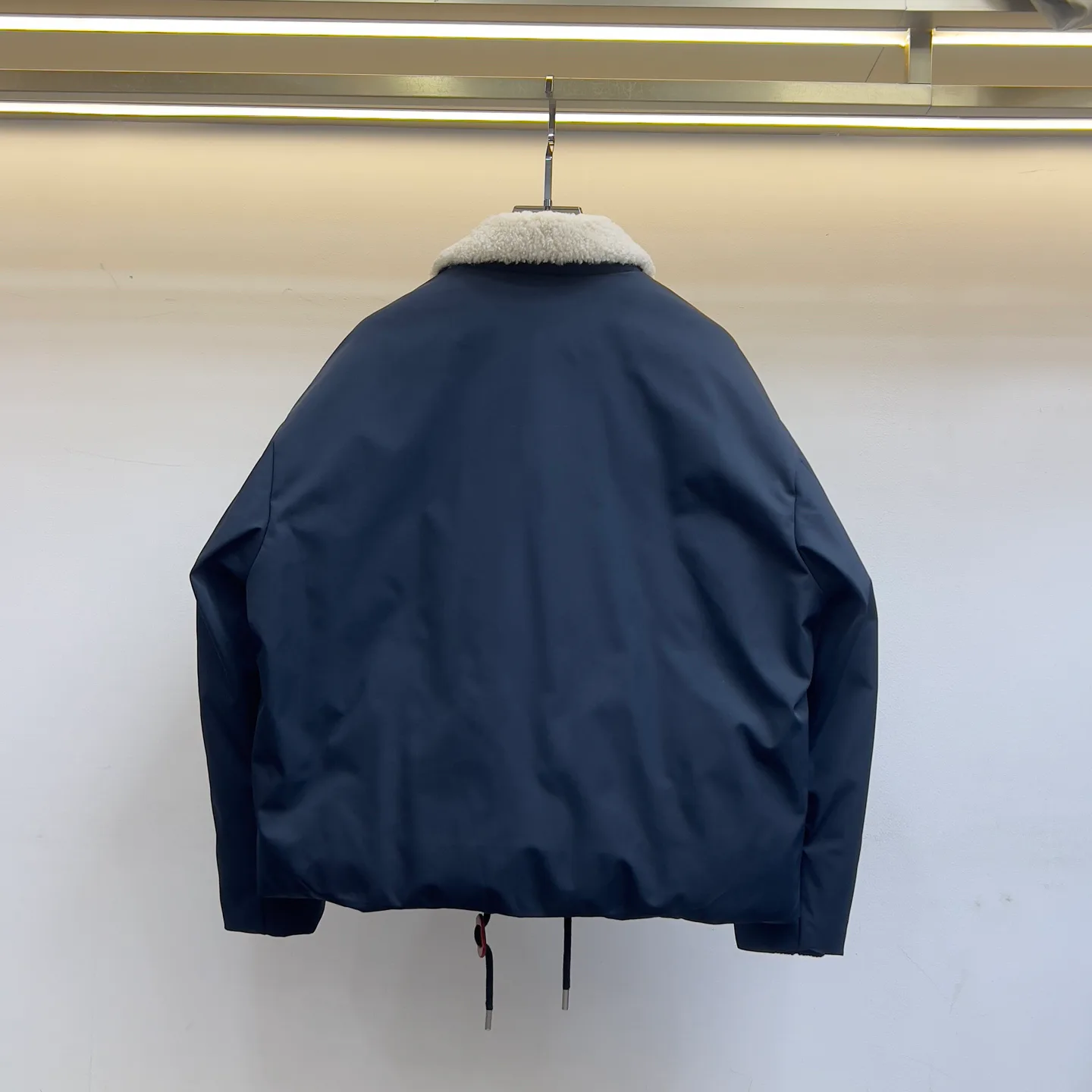 Куртки И Пуховики Женские Louis Vuitton 844040