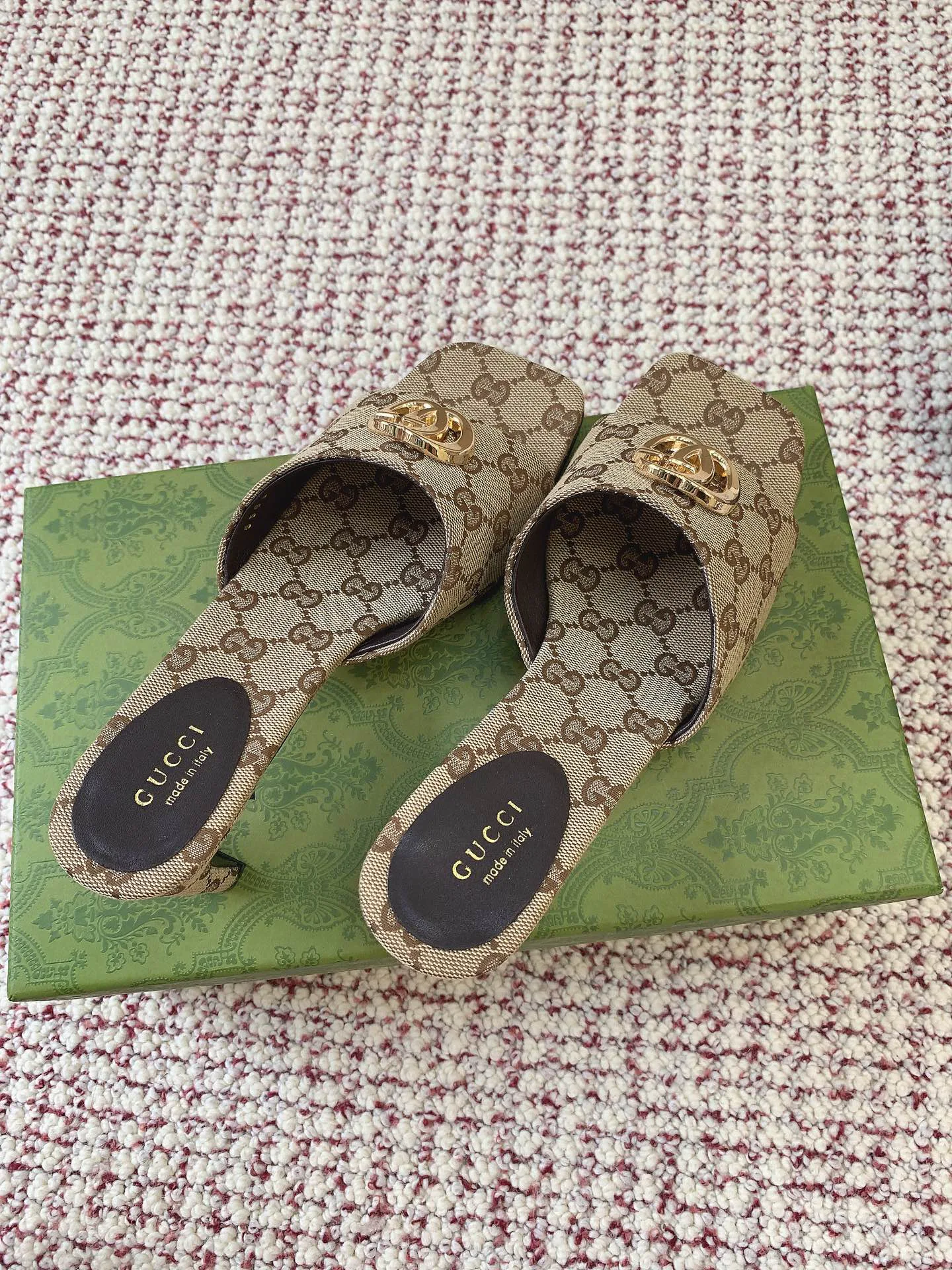 Босоножки Женские Gucci 13438264