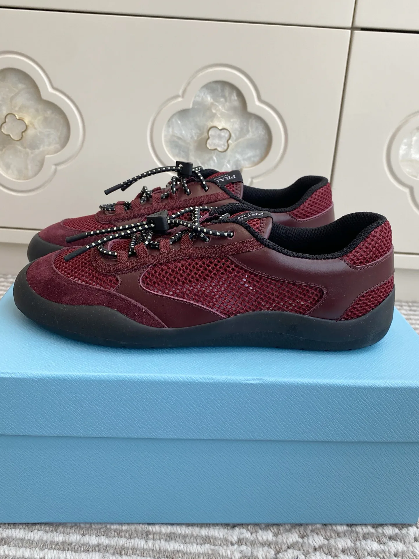 Кроссовки Женские Prada 13239505