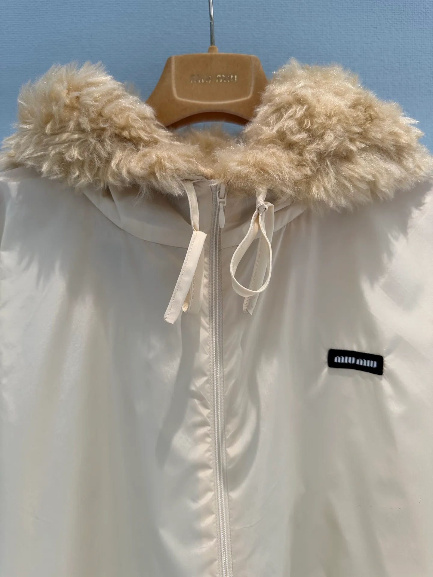 Куртки И Пуховики Женские Miu Miu 18114619