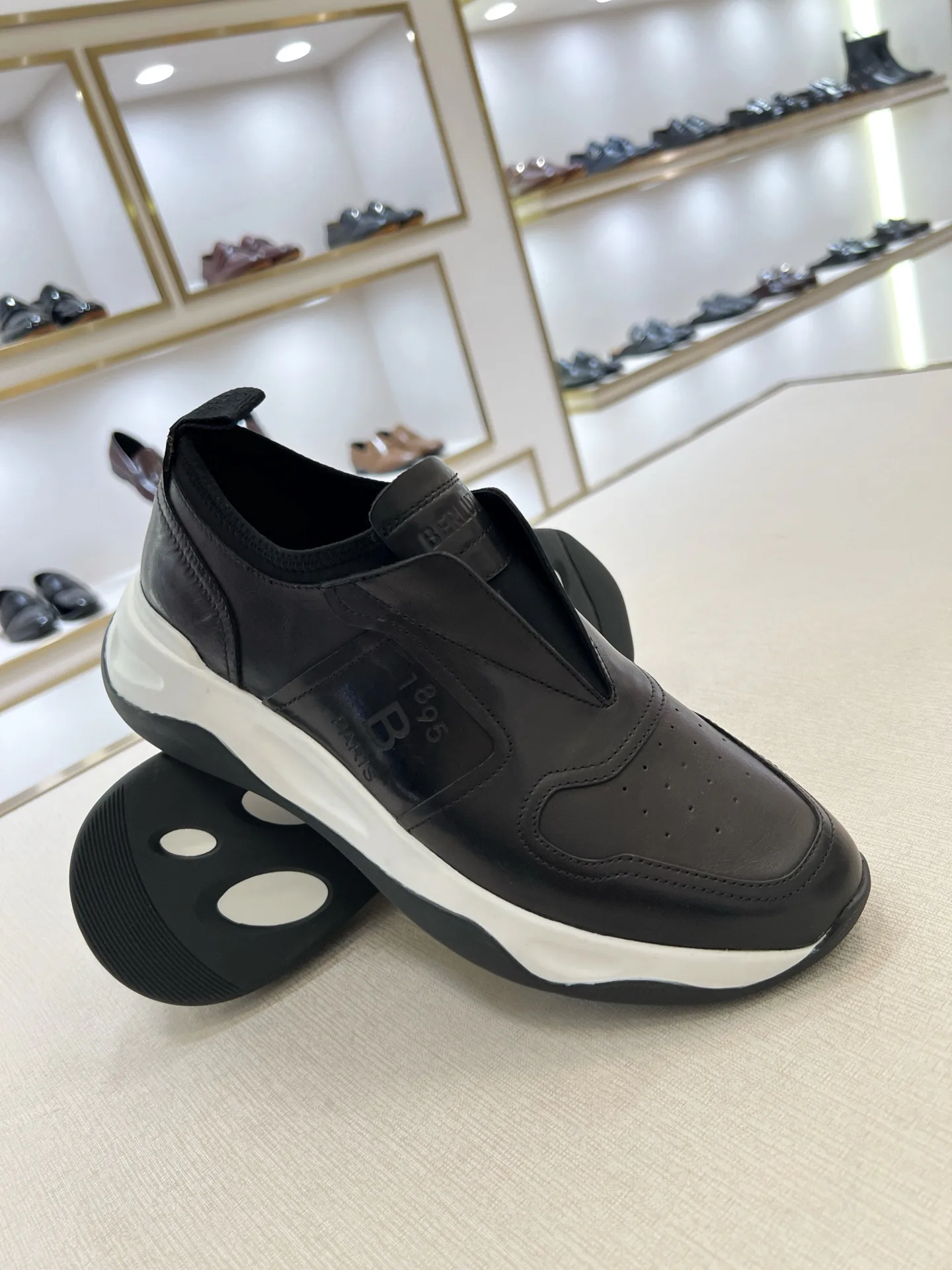 Кроссовки Женские Berluti 734855