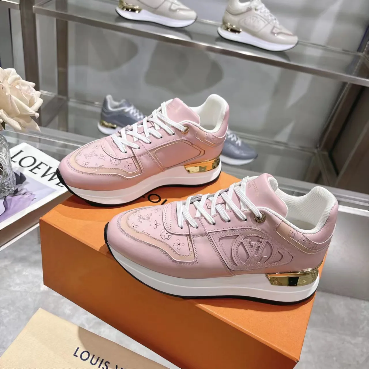 Кроссовки Женские Louis Vuitton 1284521