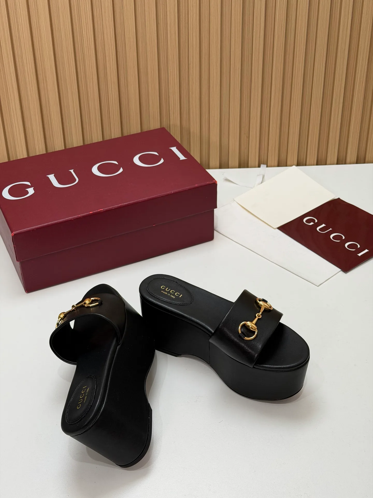 Босоножки Женские Gucci 17631677