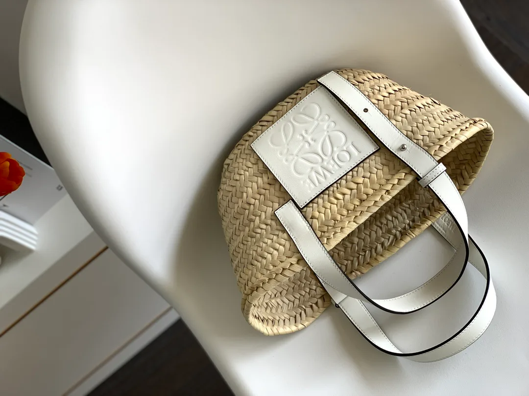 Классические Сумки Женские Loewe 12172480