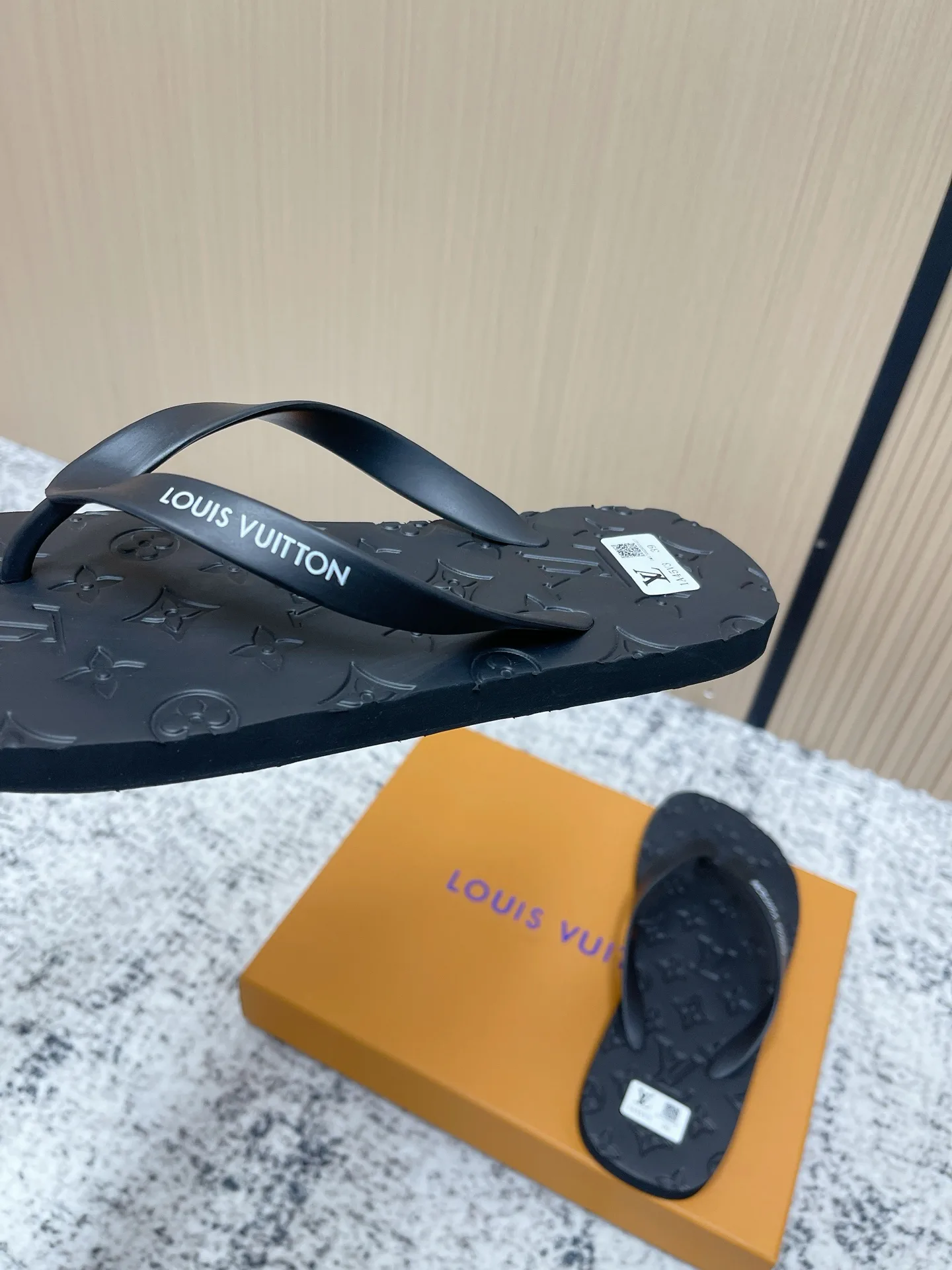 Шлепанцы Мужские Louis Vuitton 11802135