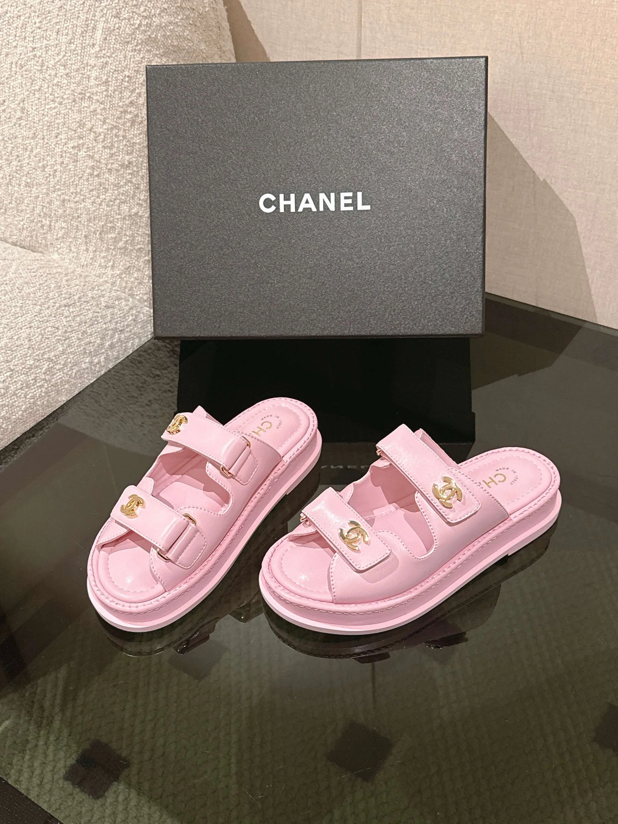 Сандалии Женские Chanel 13571431