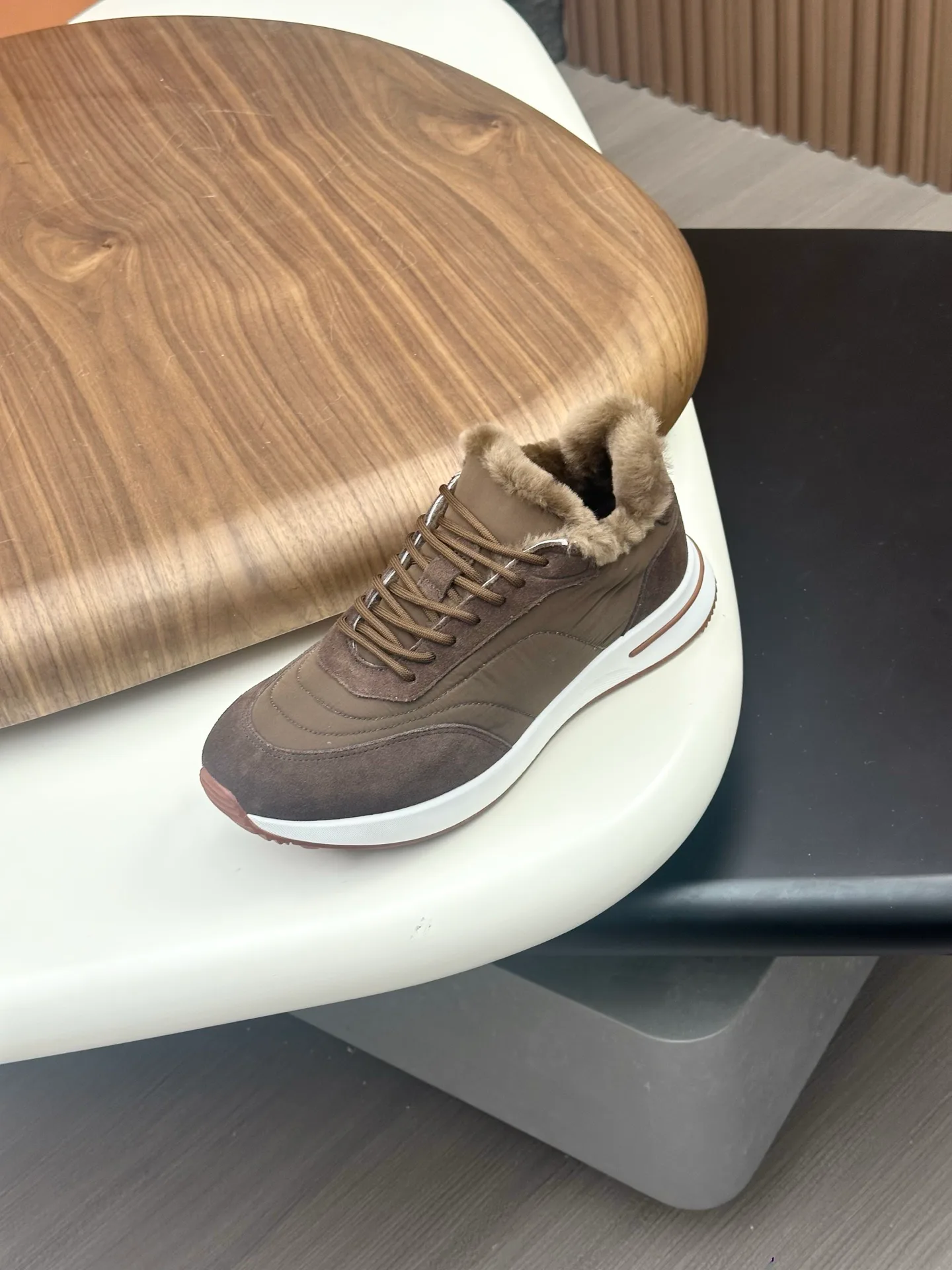 Кроссовки Мужские Loro Piana 581079