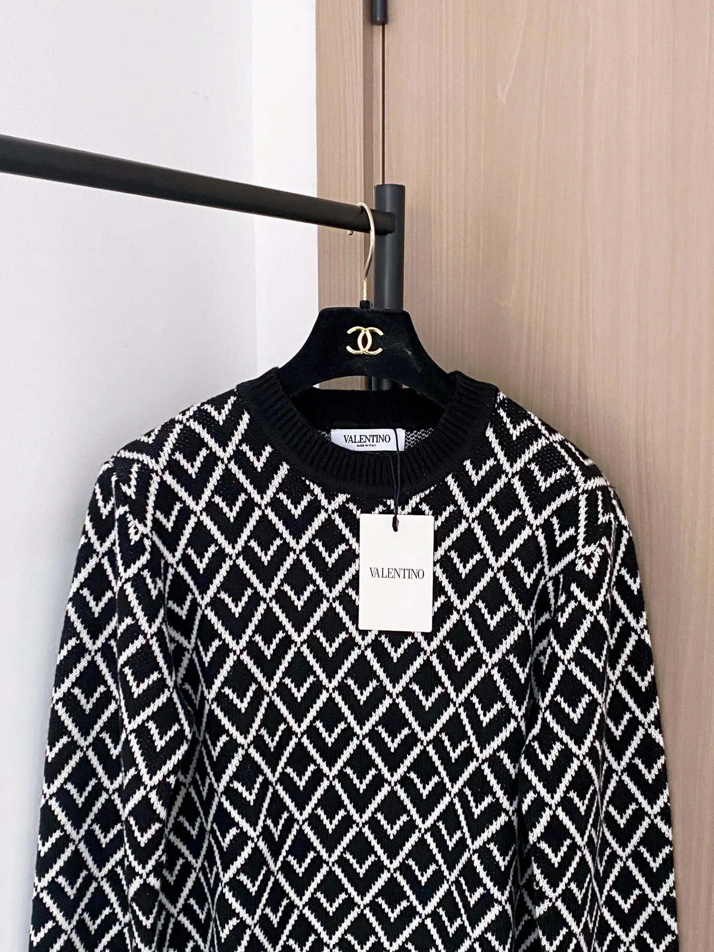 Джемперы Женские Valentino 376503