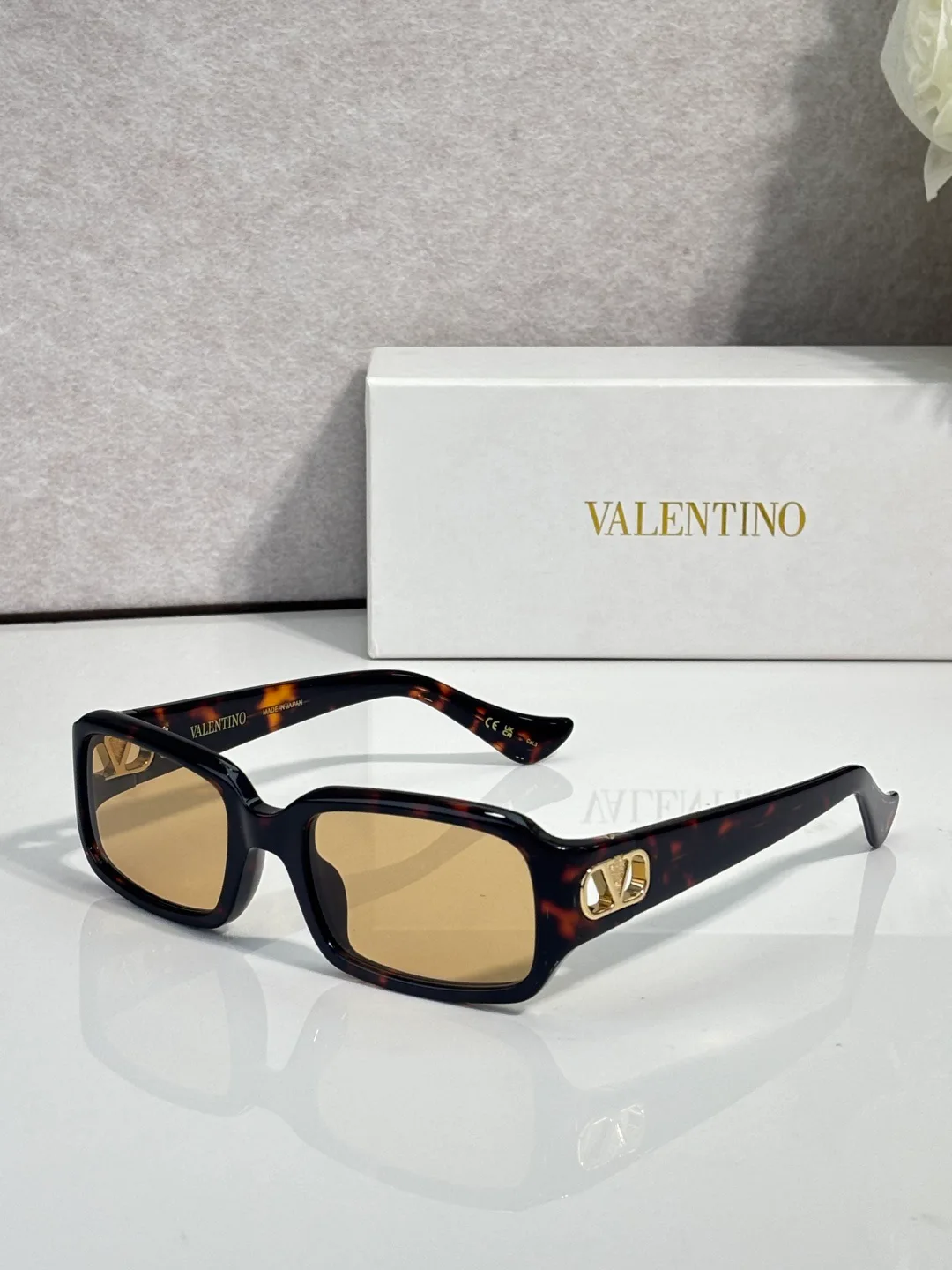 Очки Valentino 18059593
