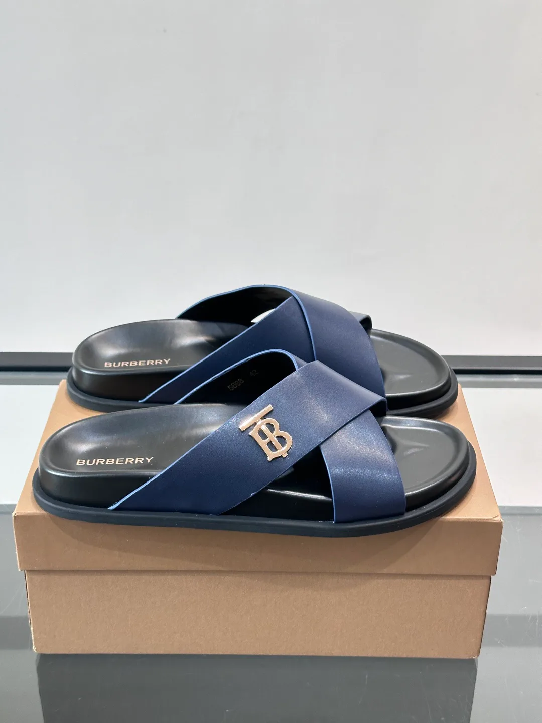 Сандалии Мужские Burberry 13546903