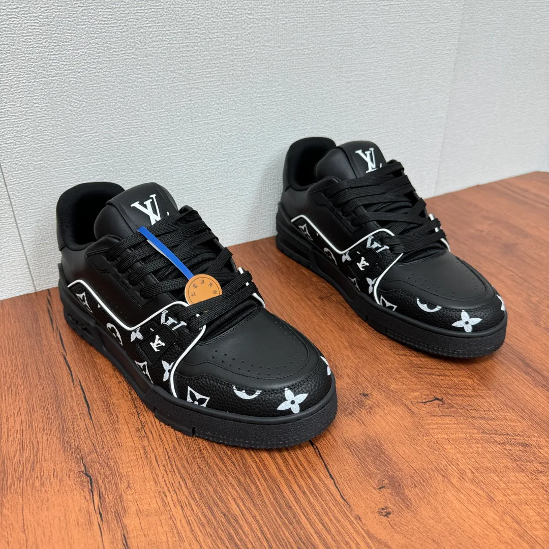 Кроссовки Мужские Louis Vuitton 5892090