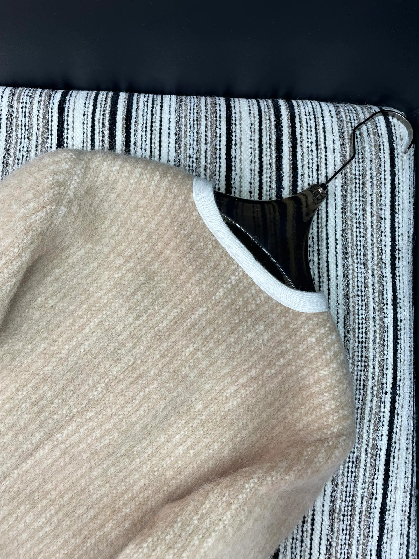 Куртки И Пуховики Женские Chanel 457860