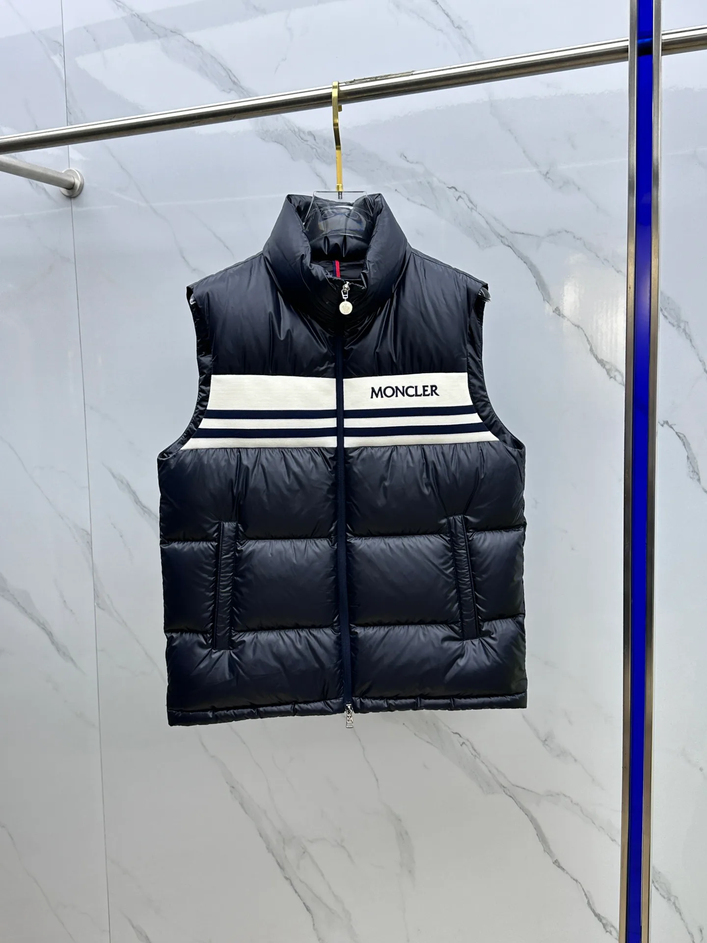 Жилеты Мужские Moncler 2237414