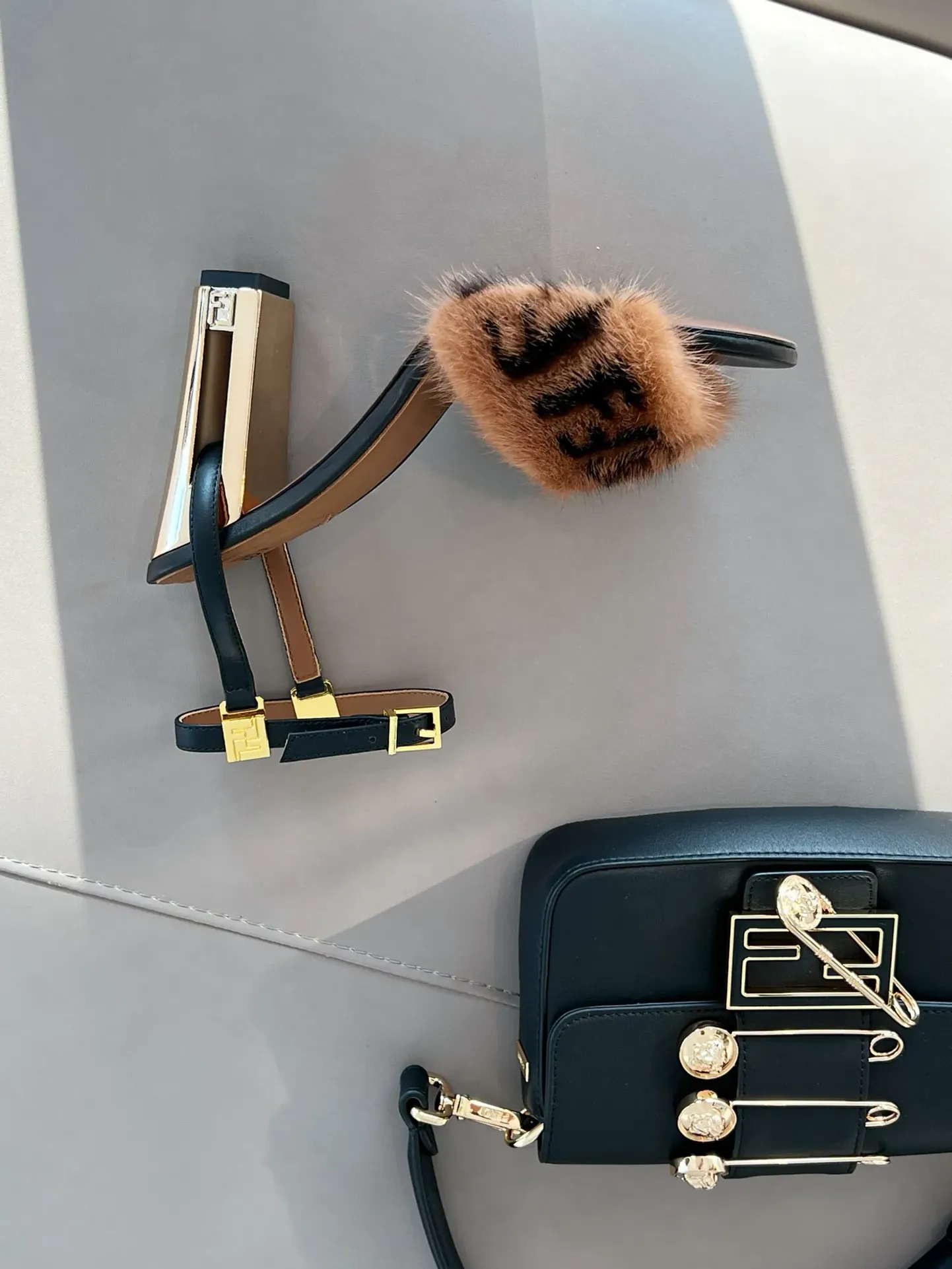 Босоножки Женские Fendi 10374