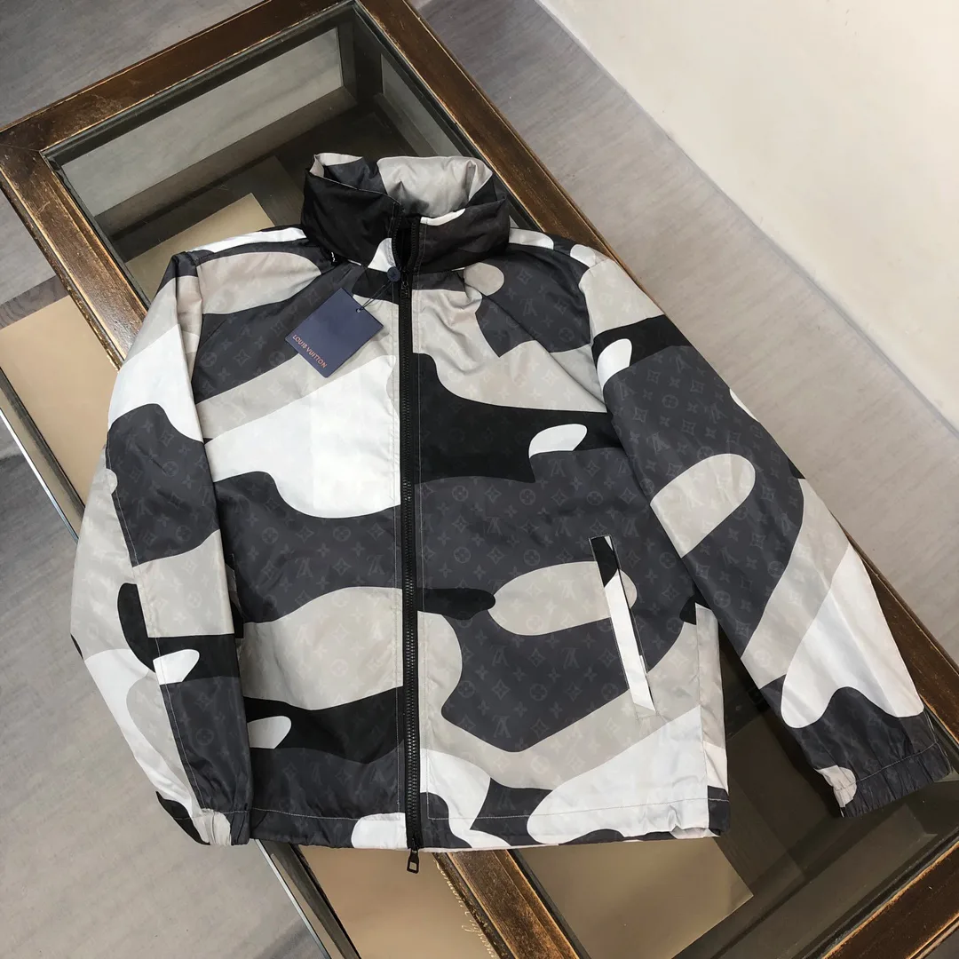 Куртки И Пуховики Женские Louis Vuitton 18809713
