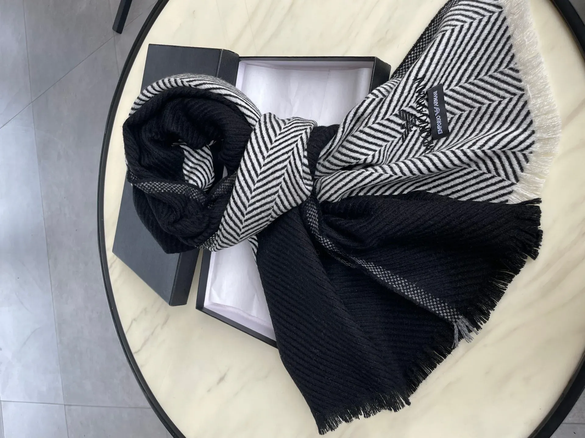 Шарфы Armani 497598