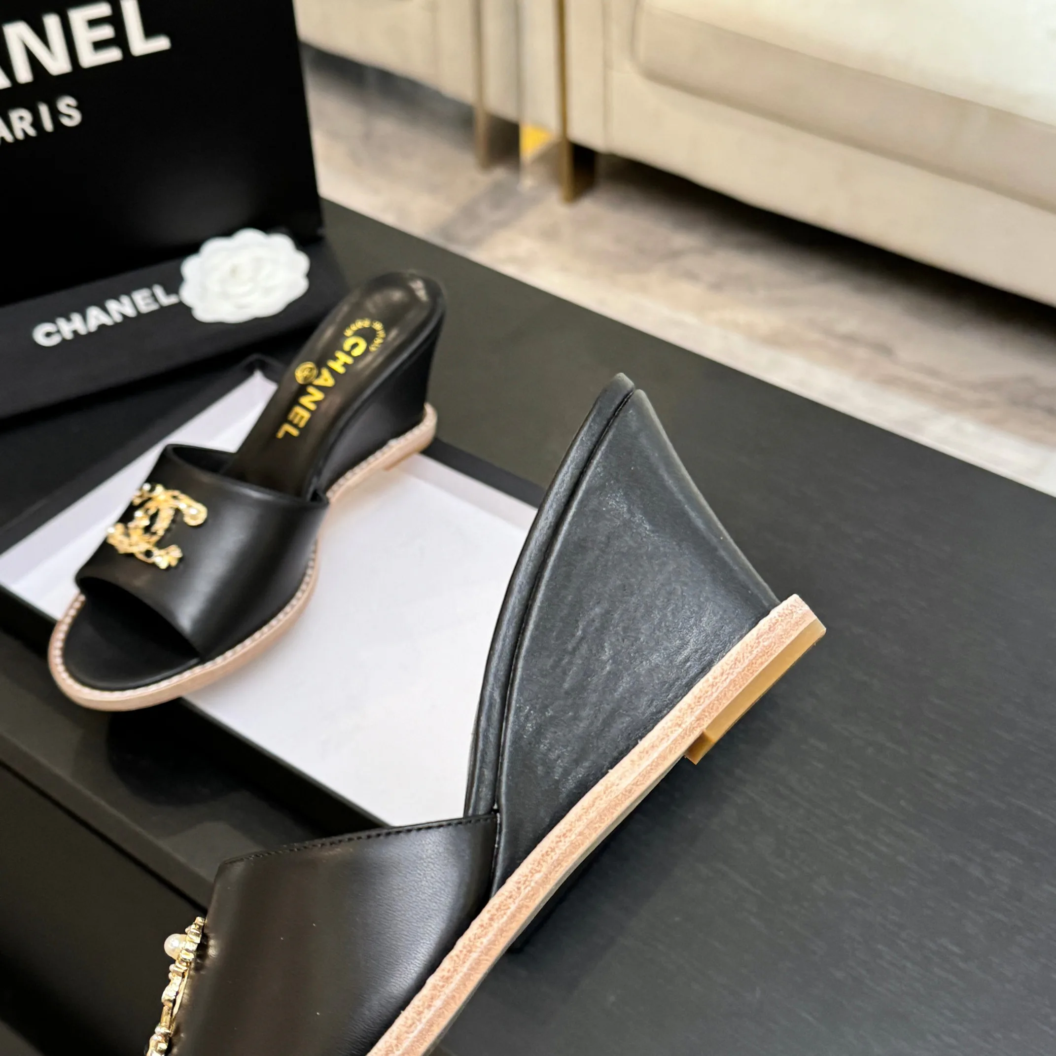 Босоножки Женские Chanel 10235891