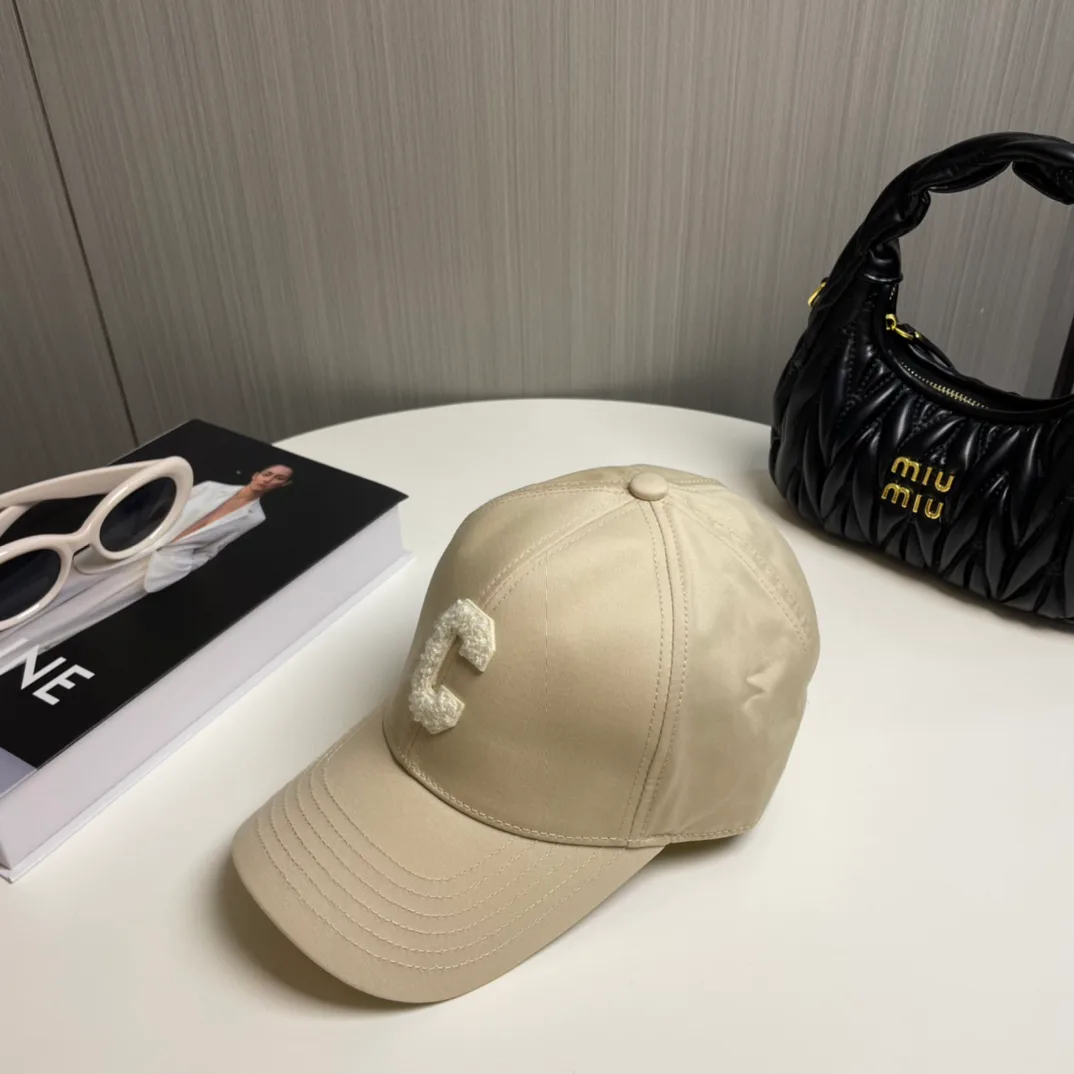 Головные Уборы Celine 13294328