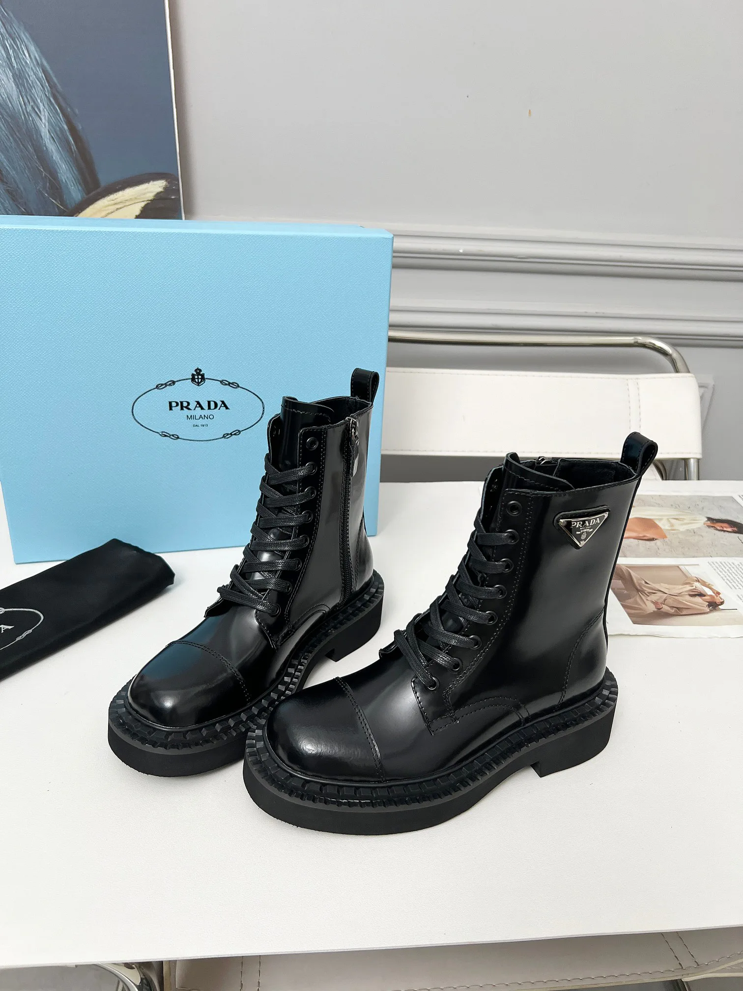 Ботинки Женские Prada 17957427