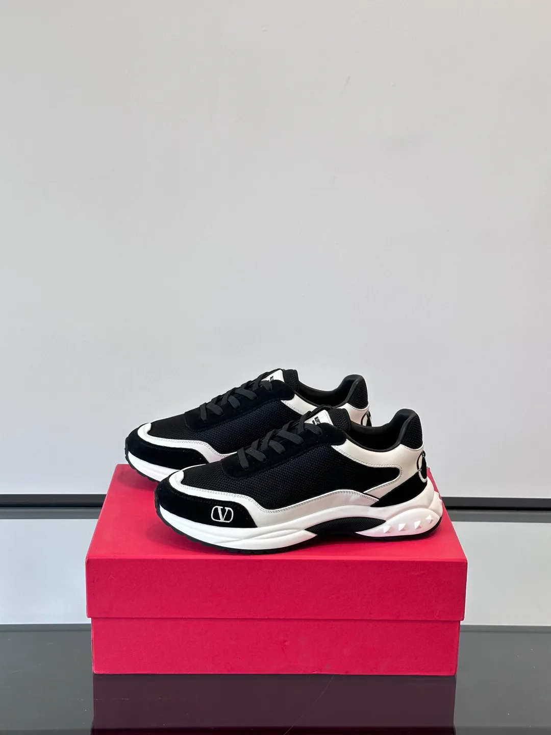 Кроссовки Мужские Valentino 25438