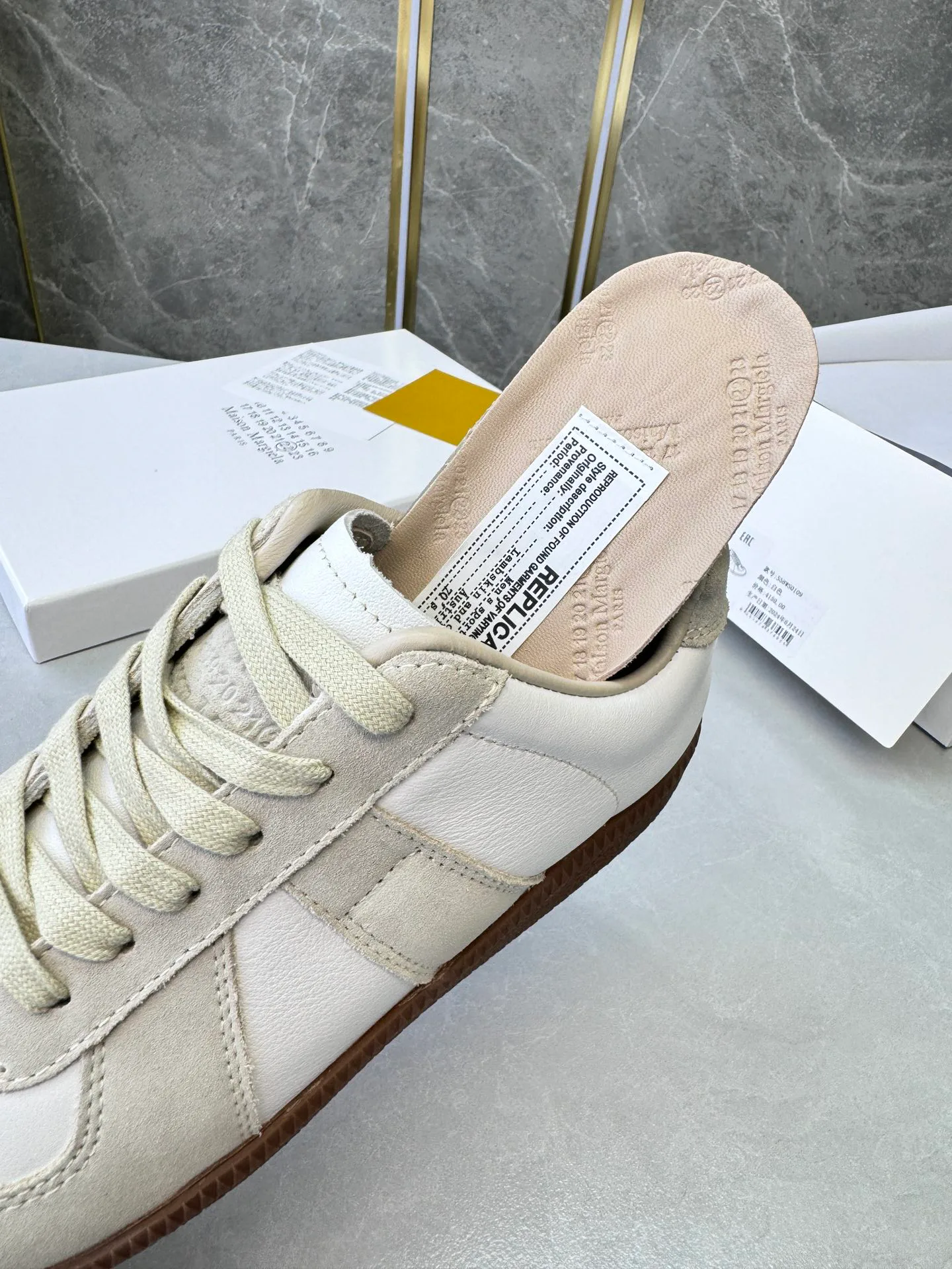 Кроссовки Женские Maison Margiela 10232