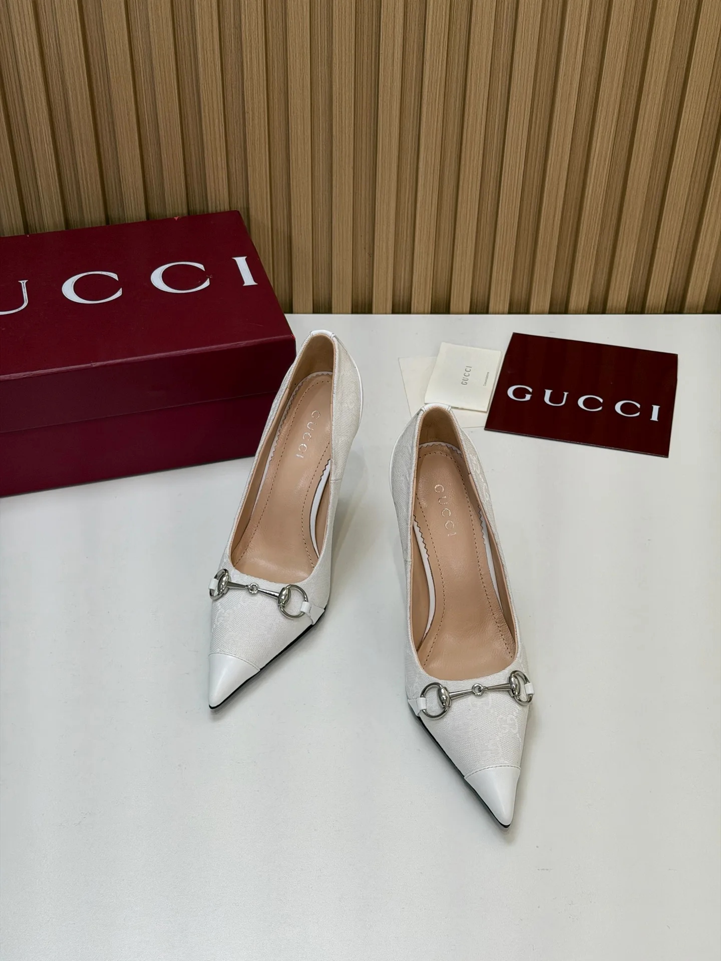 Туфли Женские Gucci 18245480