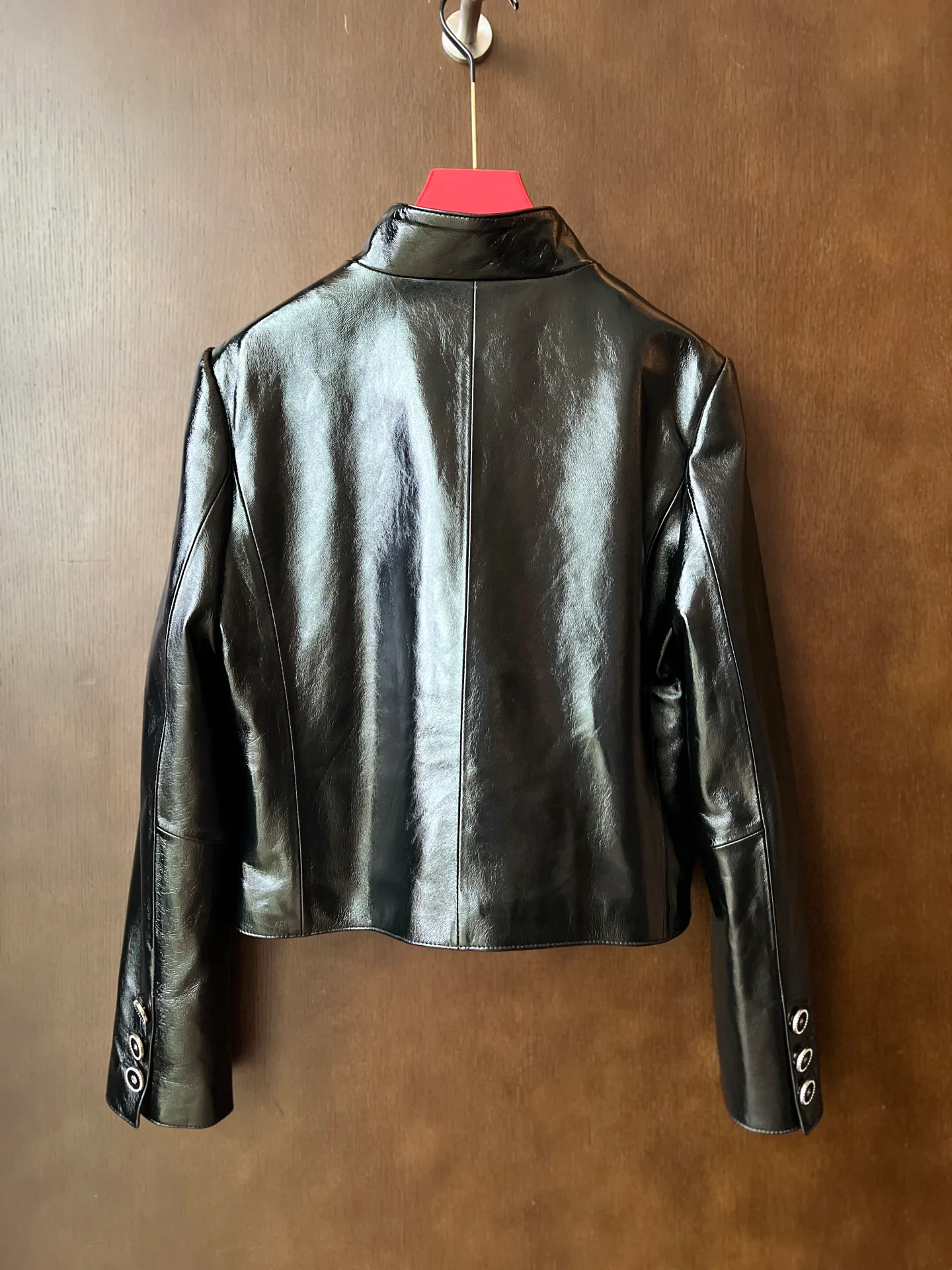 Кожаные Куртки И Дублёнки Женские Chanel 9101731