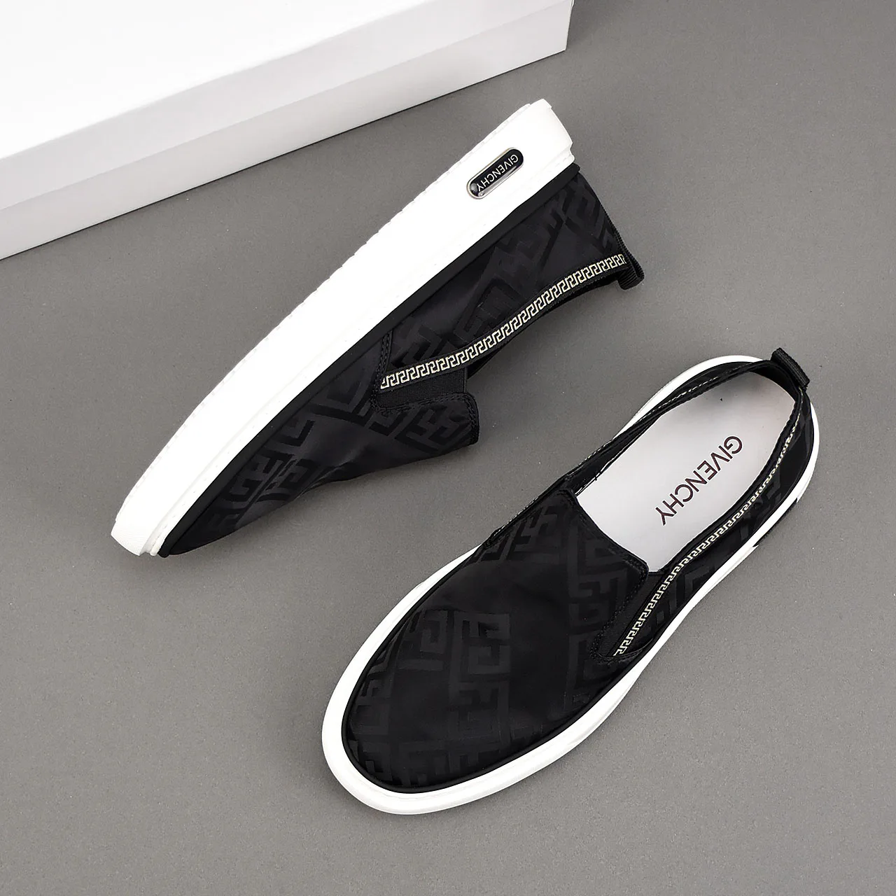 Кеды Мужские Givenchy 10736403