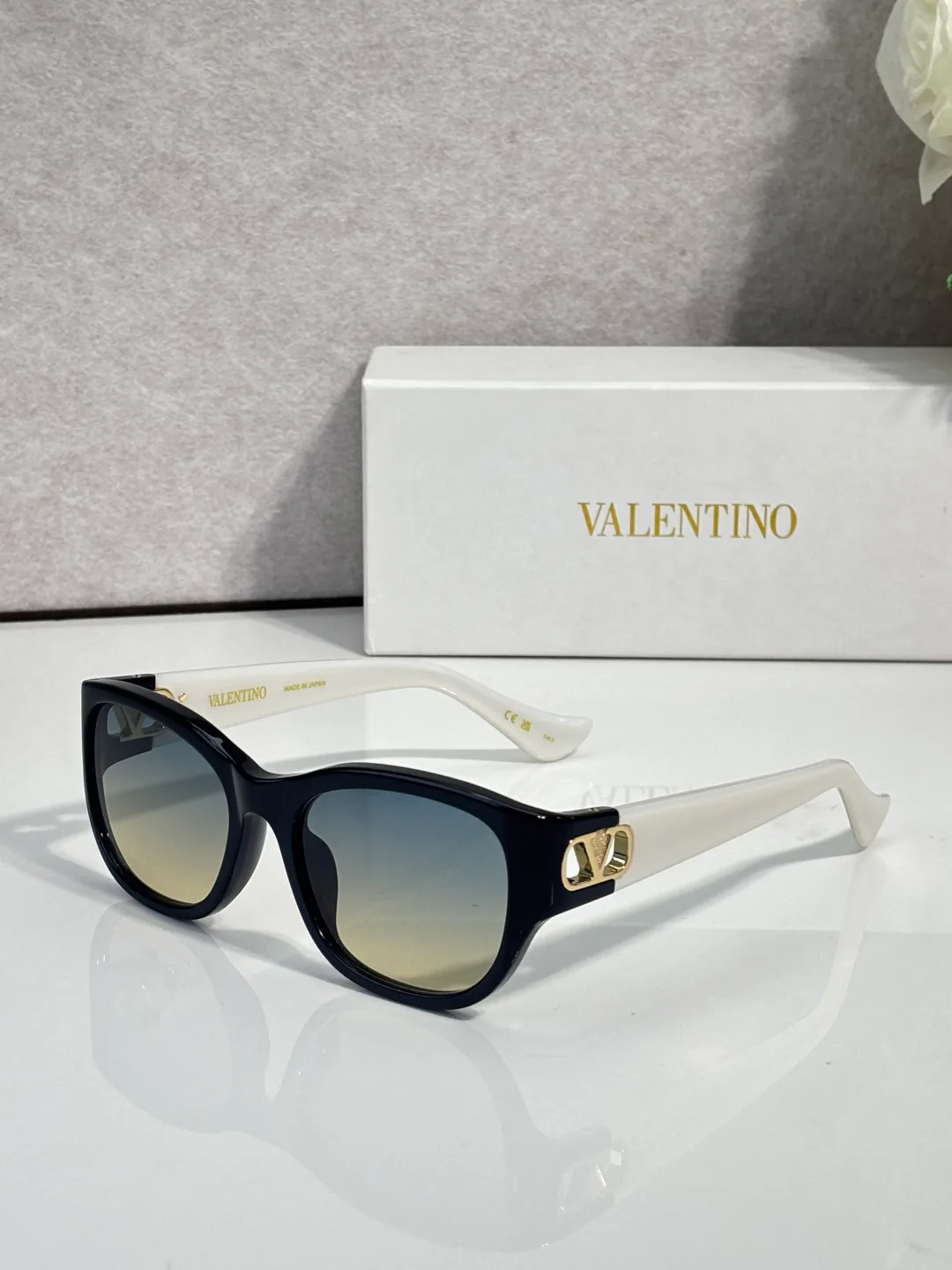 Очки Valentino 18059586