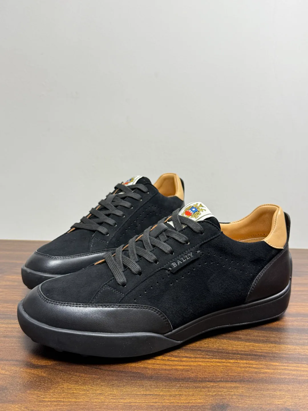 Кроссовки Мужские Bally 19716416