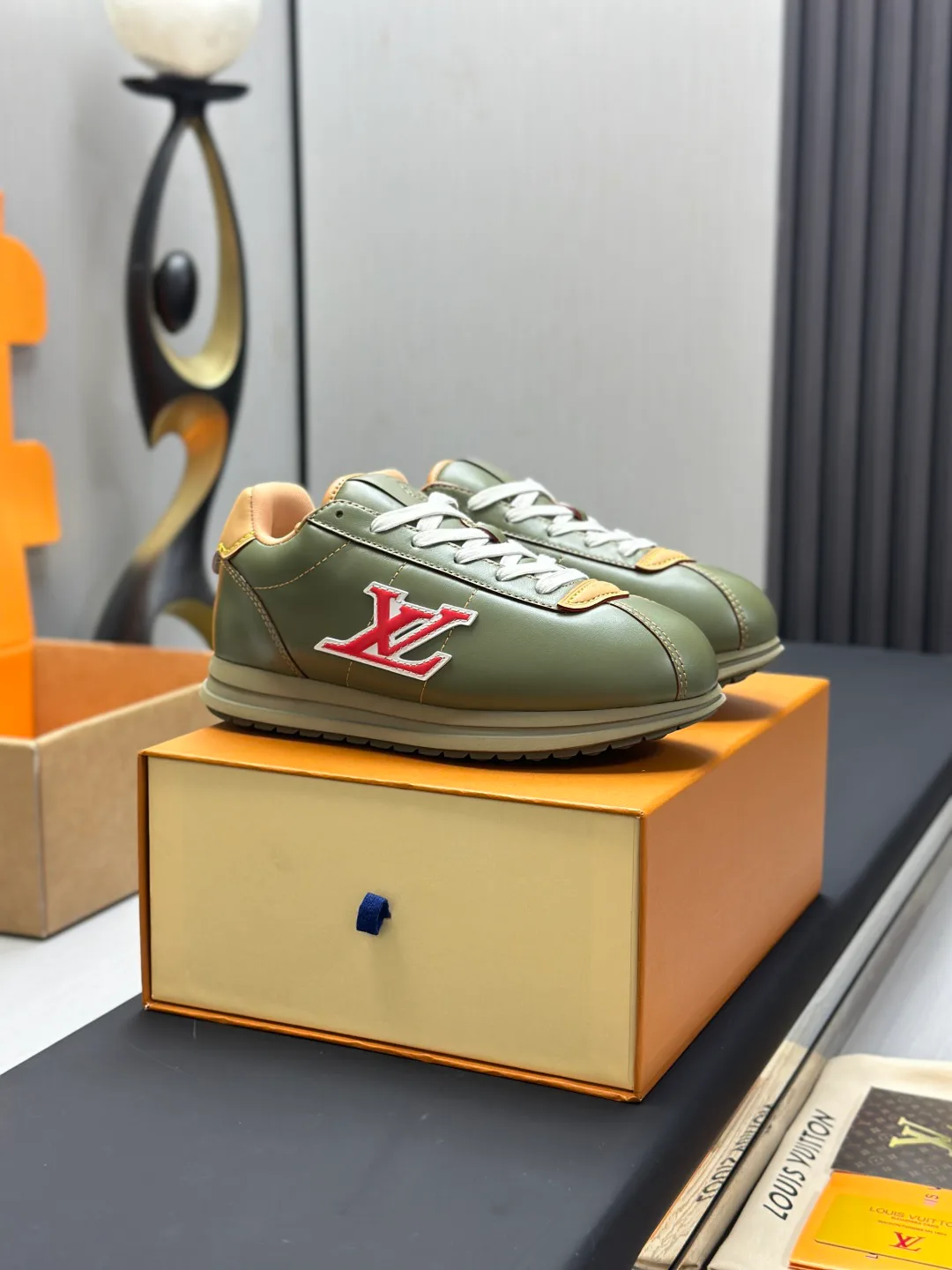 Кроссовки Женские Louis Vuitton 3470525