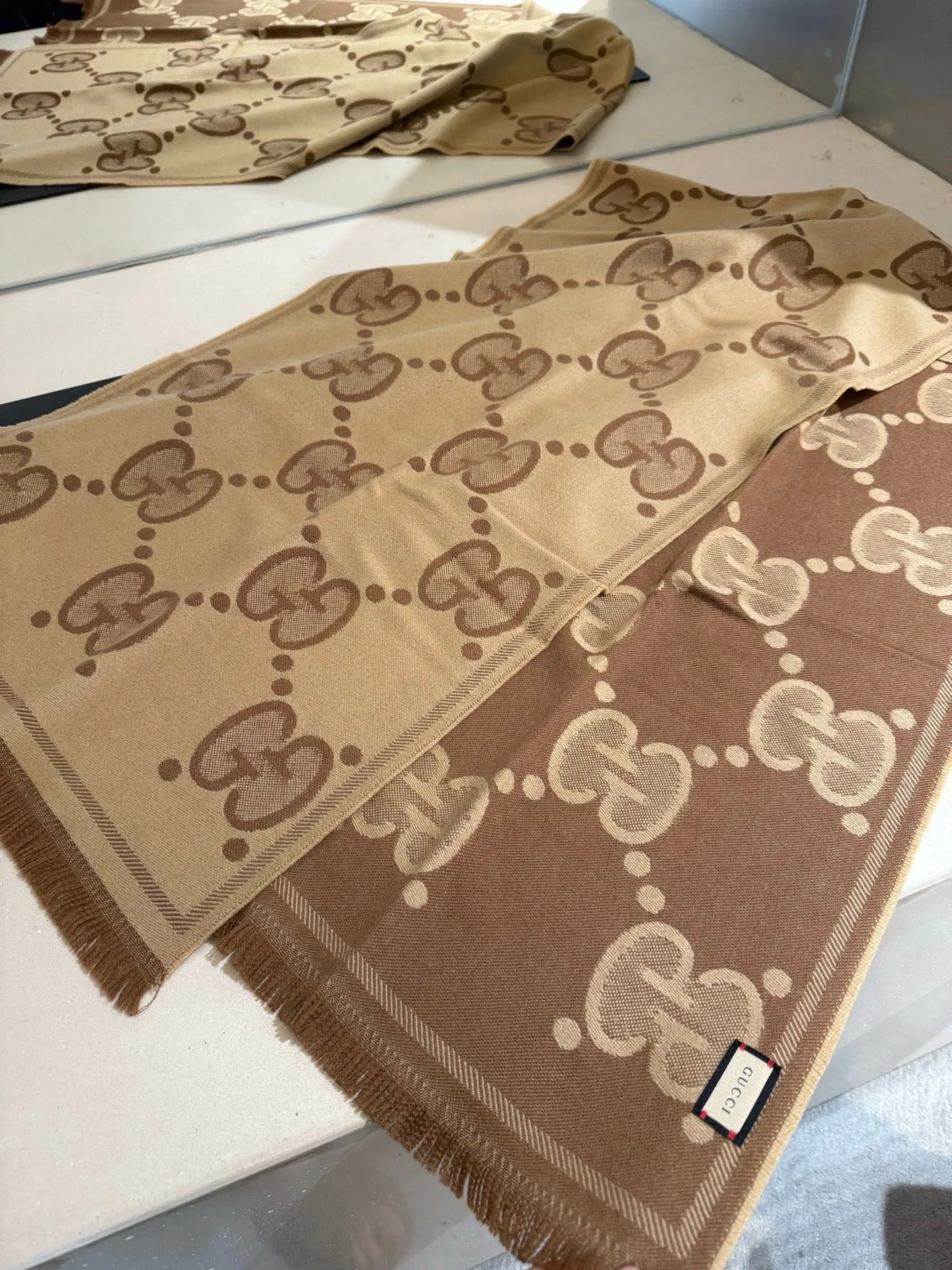 Шарфы Gucci 752664