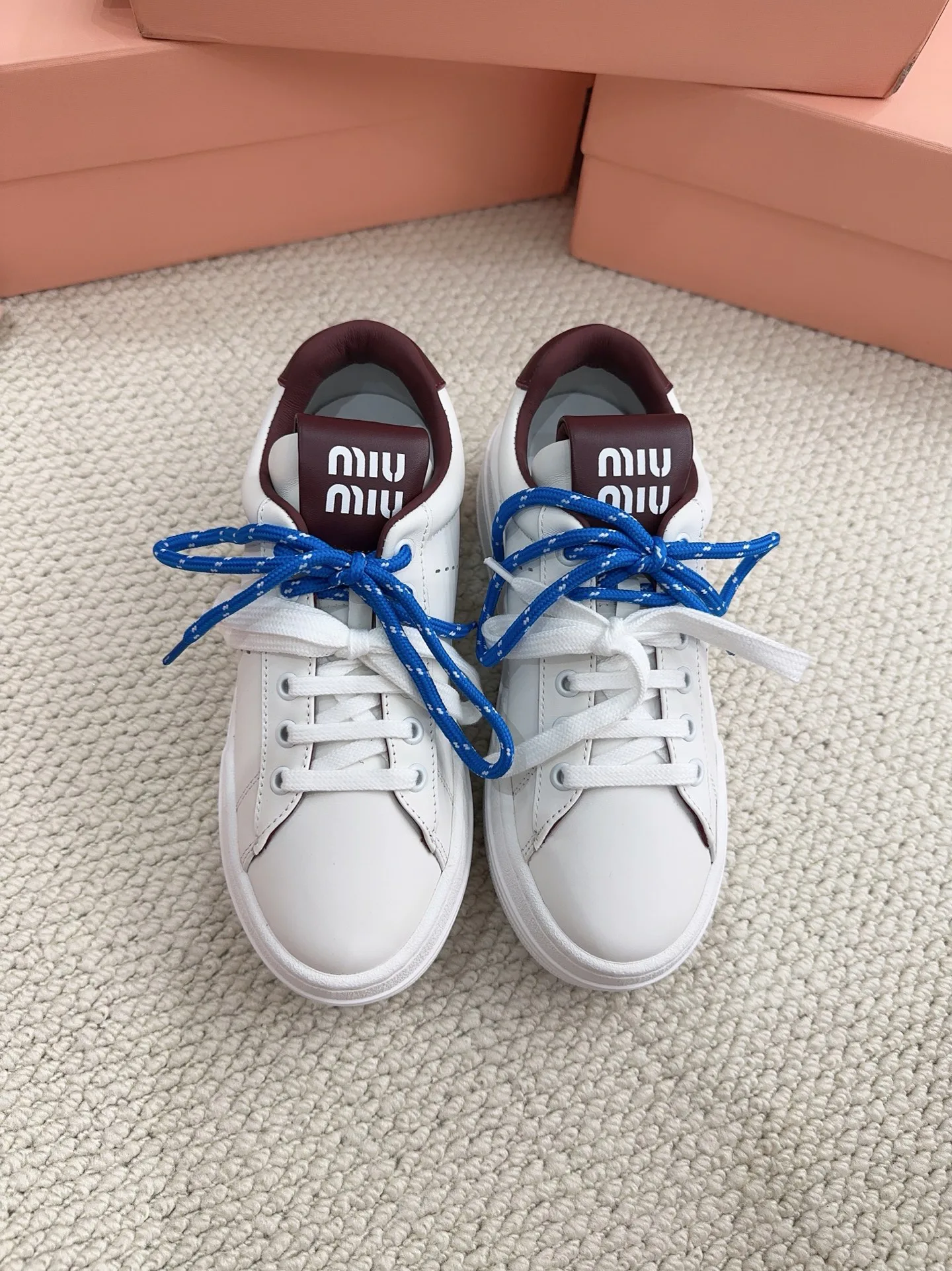 Кроссовки Женские Miu Miu 18041147