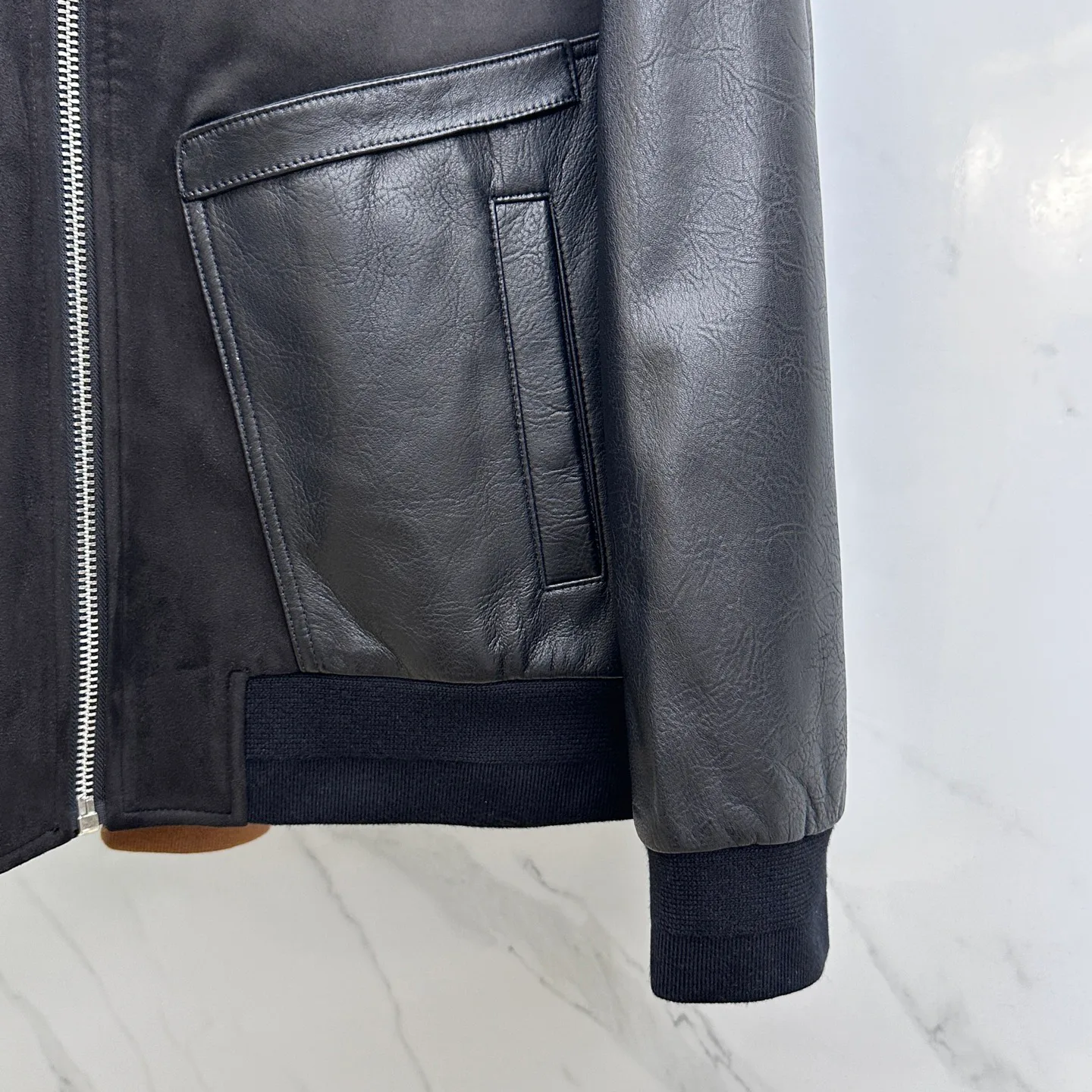 Кожаные Куртки И Дублёнки Мужские Prada 940680