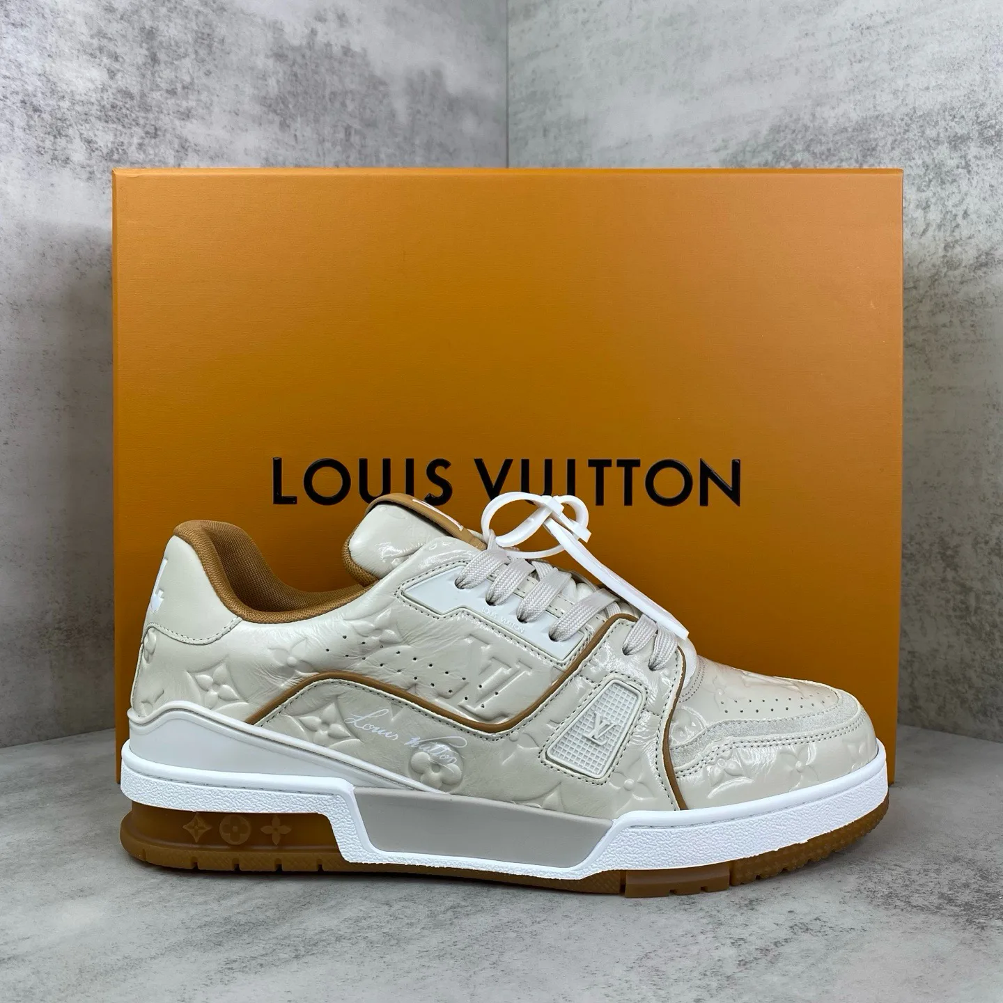 Кроссовки Женские Louis Vuitton 17961748