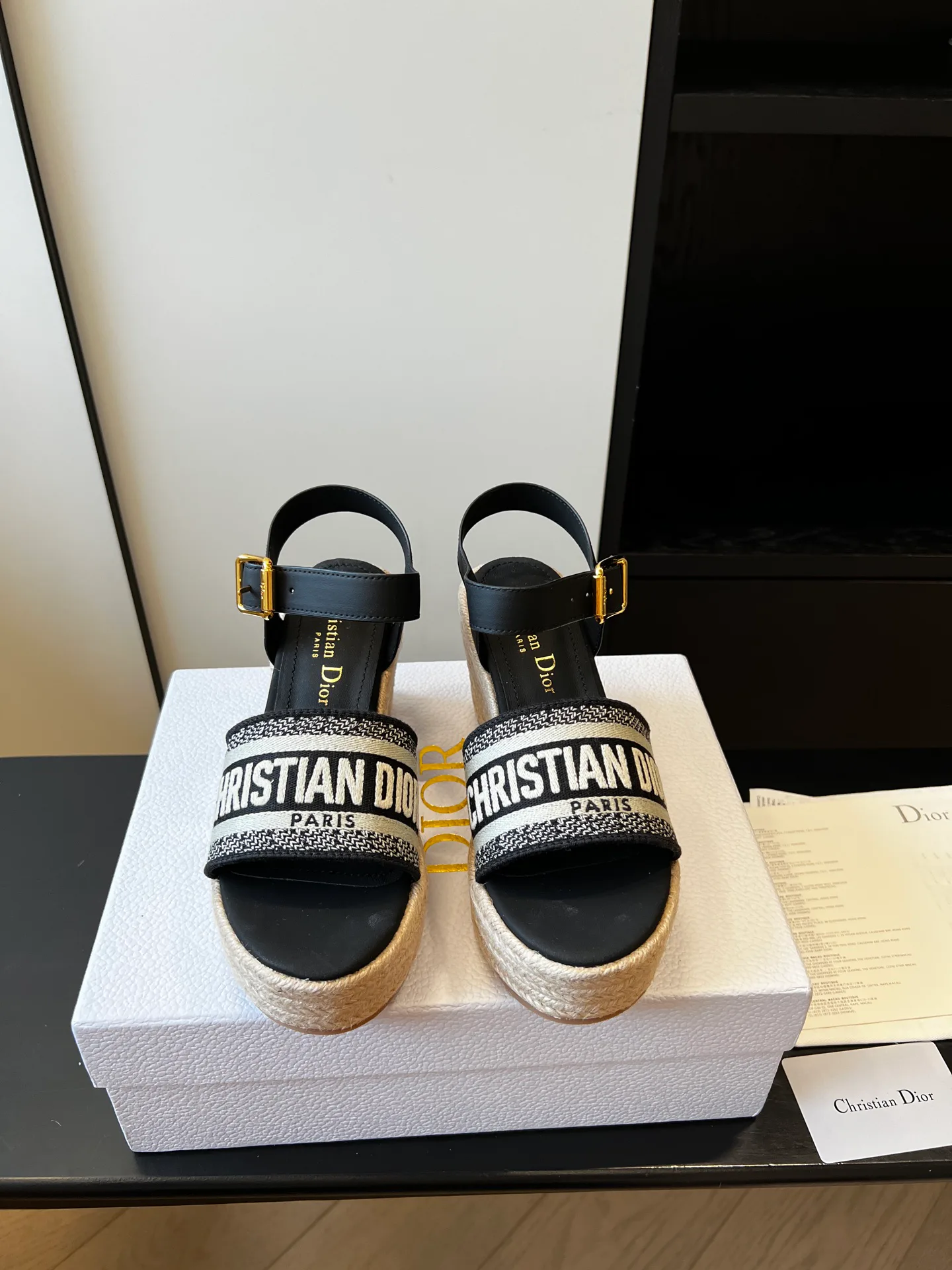 Сандалии Женские Christian Dior 11884708