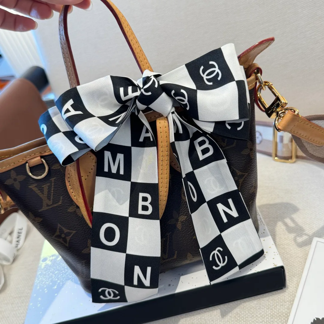 Платки Chanel 12225904
