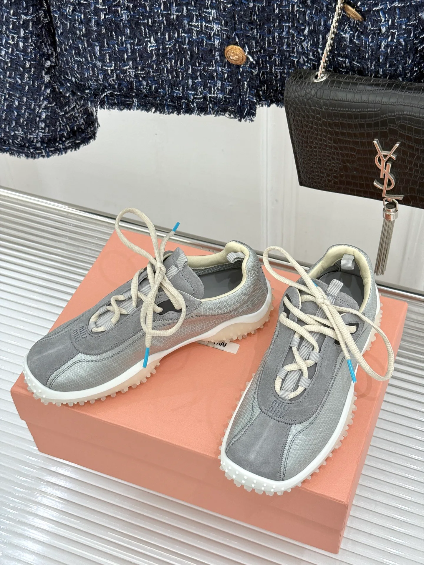 Кроссовки Женские Miu Miu 17597001
