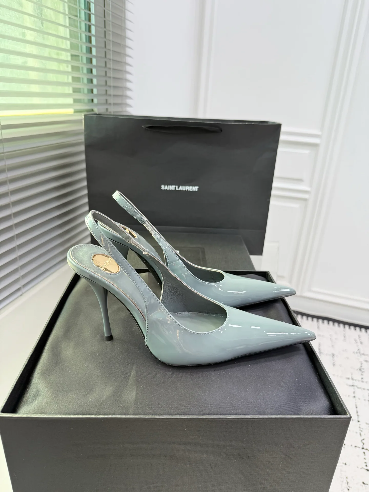 Туфли Женские Saint Laurent 355801