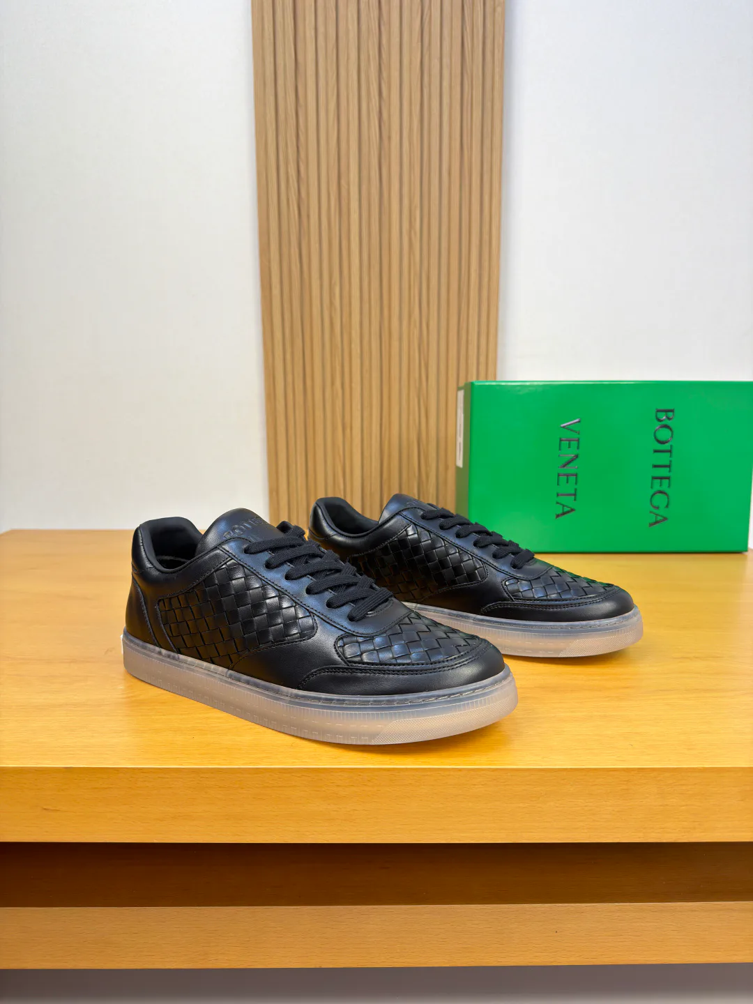Кроссовки Мужские Bottega Veneta 18744075
