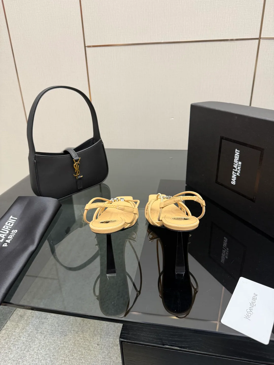 Босоножки Женские Saint Laurent 1435313