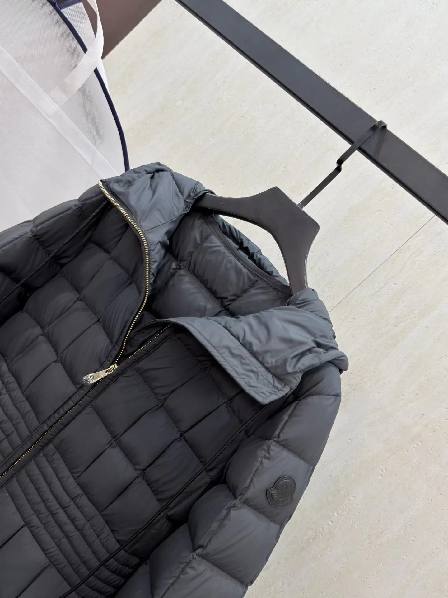 Куртки И Пуховики Женские Moncler 18820664