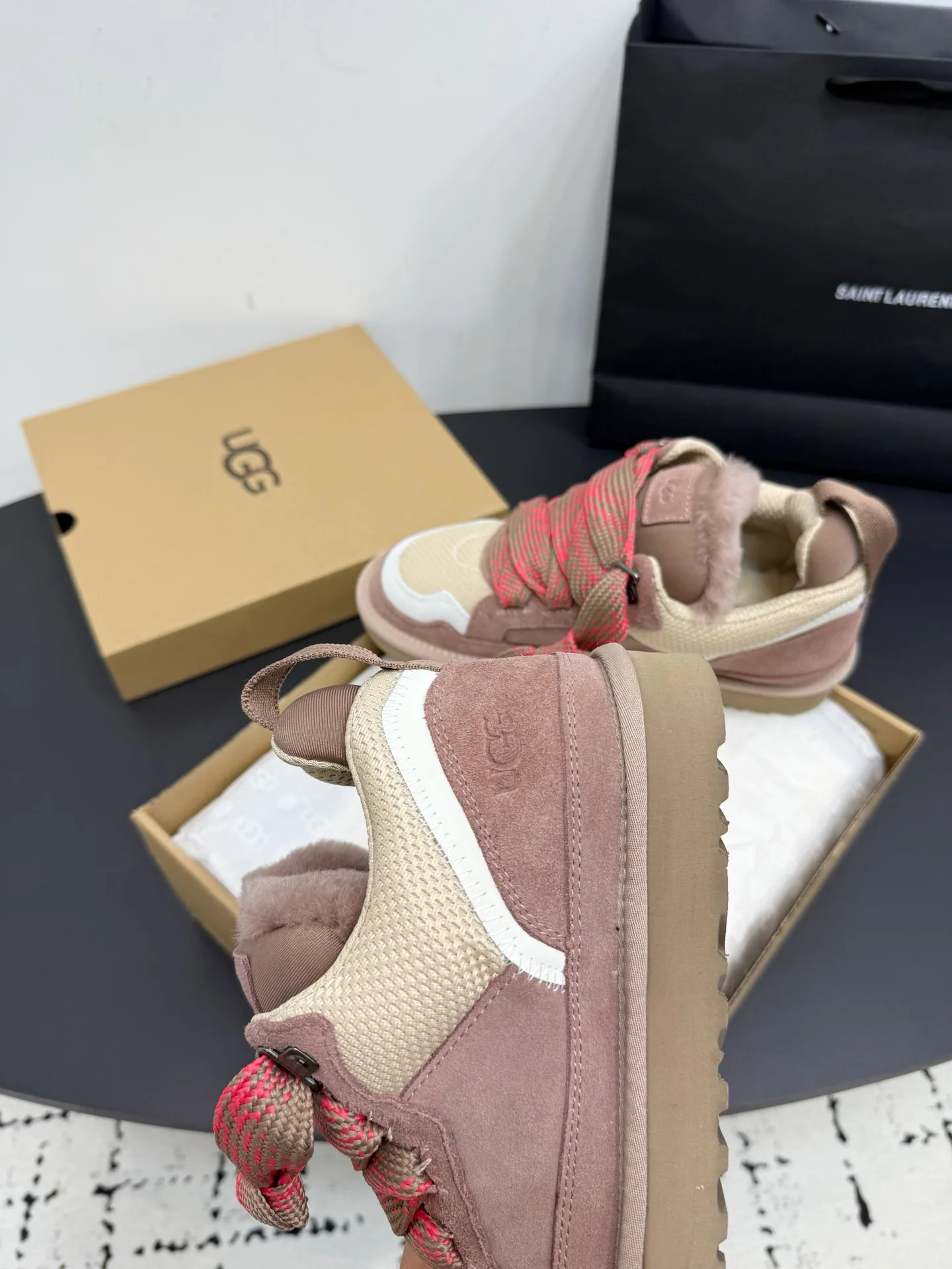 Кроссовки Женские Ugg 124723